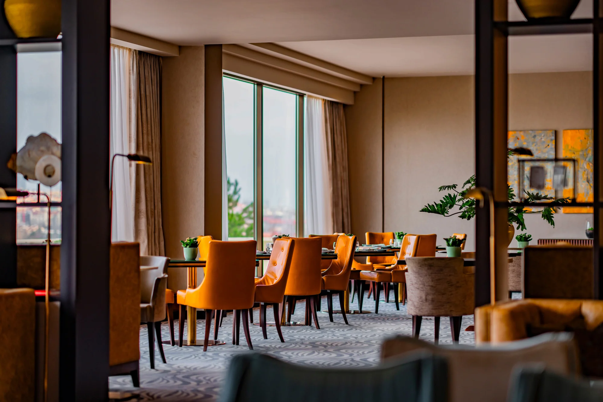 Grand Hotel Prague Towers***** s parádním výhledem: snídaně, parkování i wellness
