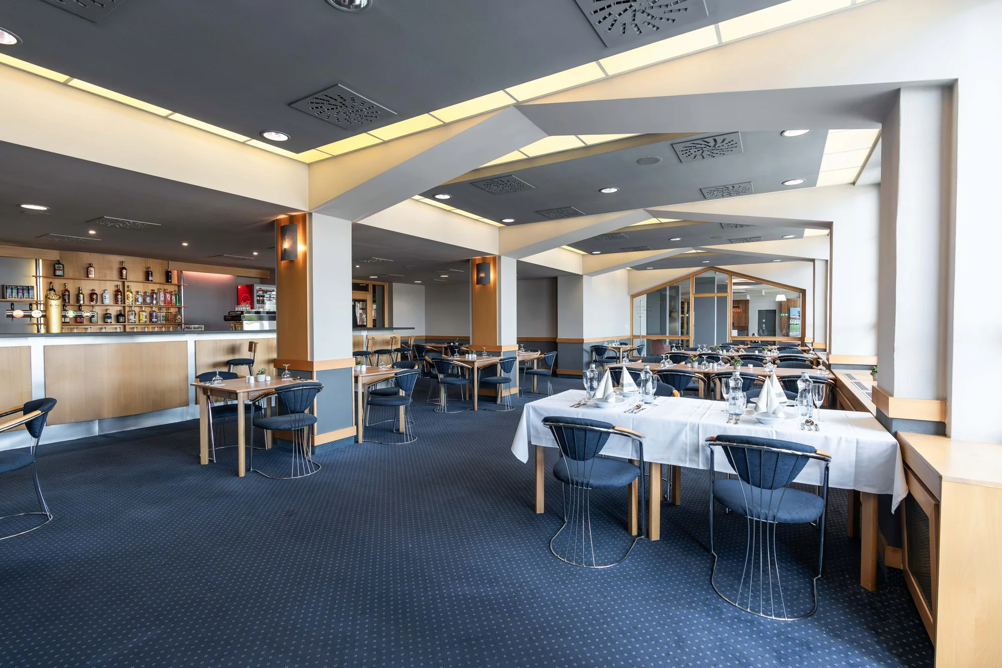 Pobyt v novém City inn‘ Hotel: snídaně, welcome drink a bezplatné parkování před hotelem