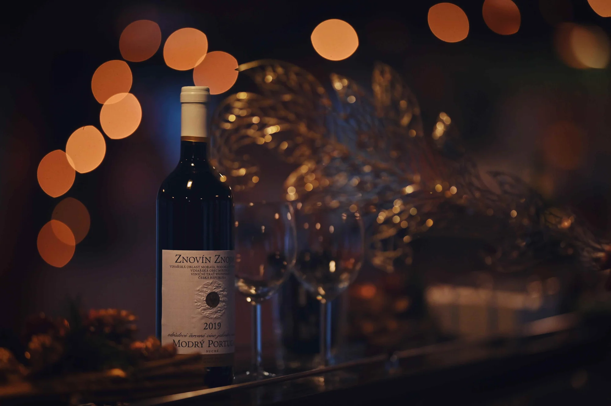 Adventní plavba centrem Prahy s výkladem a nápojem i rautovou večeří