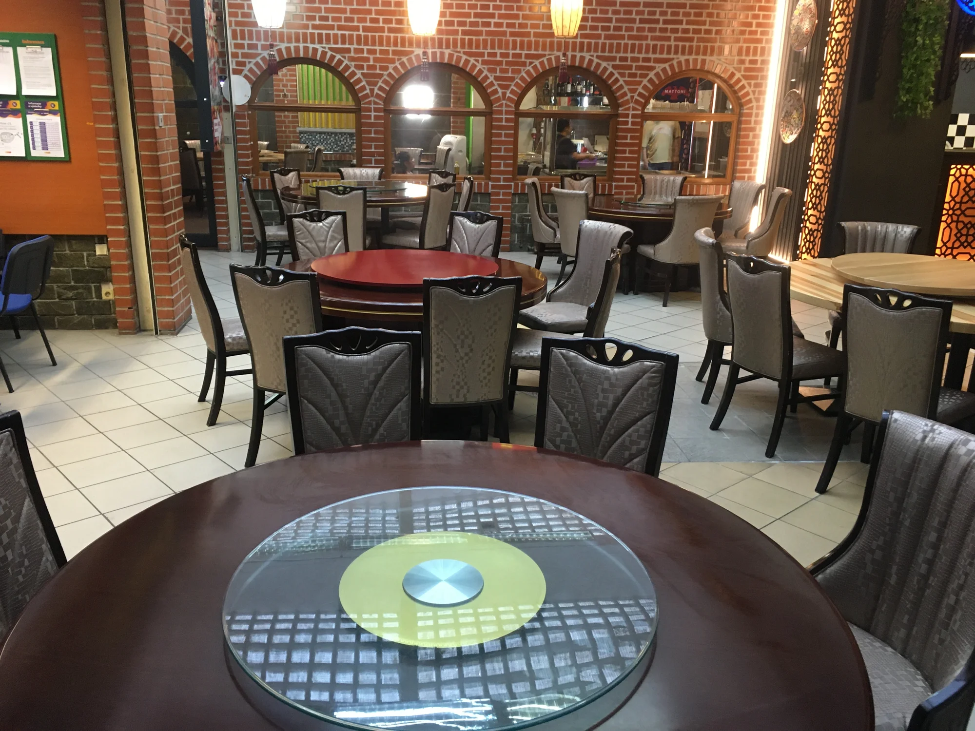 2hod. all you can eat výběrem z menu plné asijských specialit v centru Prahy