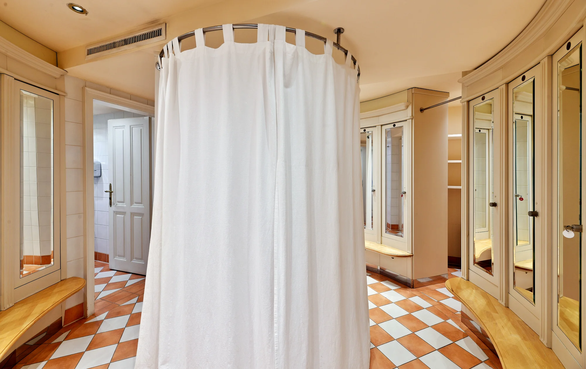 Masáž podle výběru v Pure Spa od Masaz4you: 30–90 min. pro jednotlivce i páry