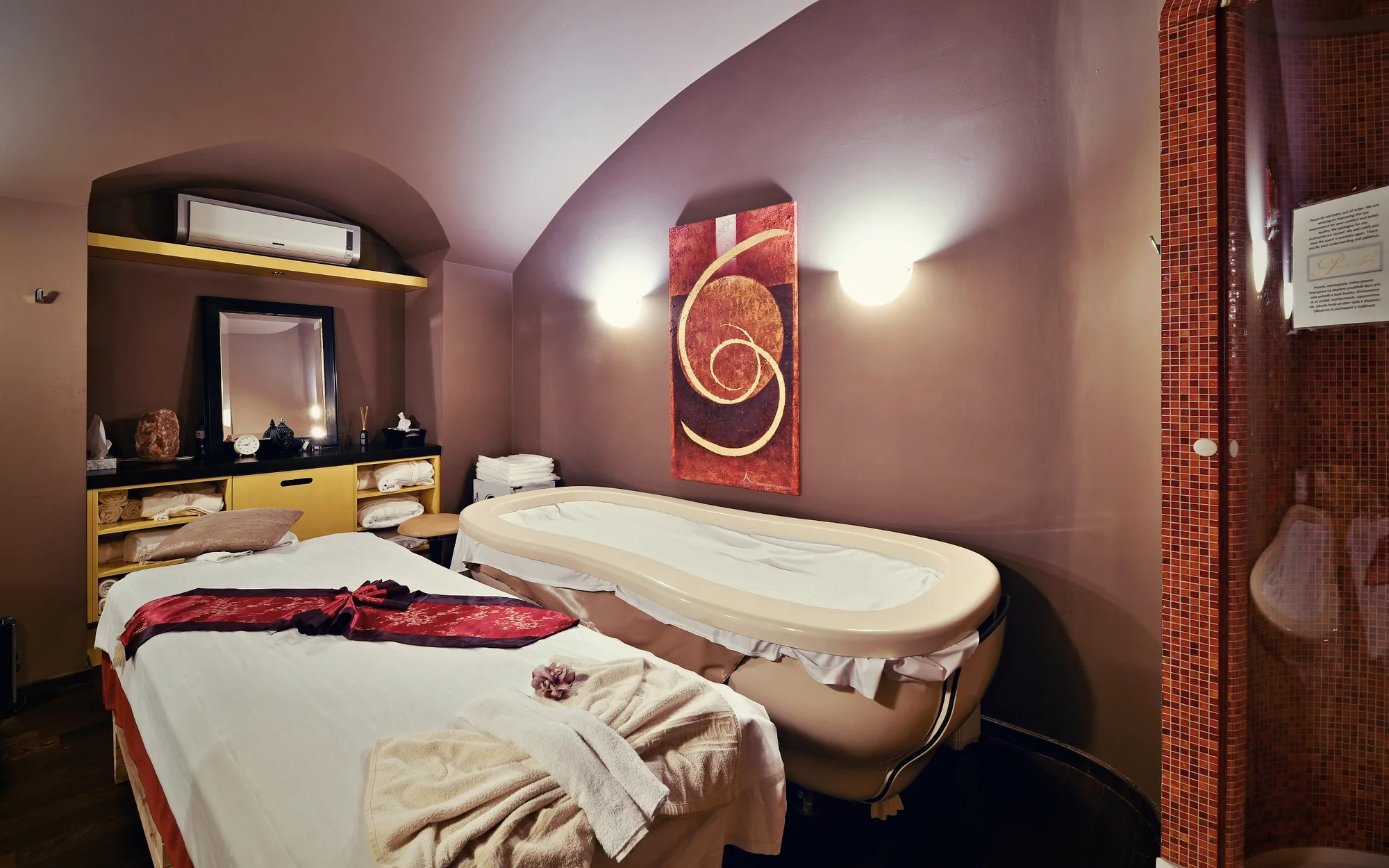 Masáž podle výběru v Pure Spa od Masaz4you: 30–90 min. pro jednotlivce i páry