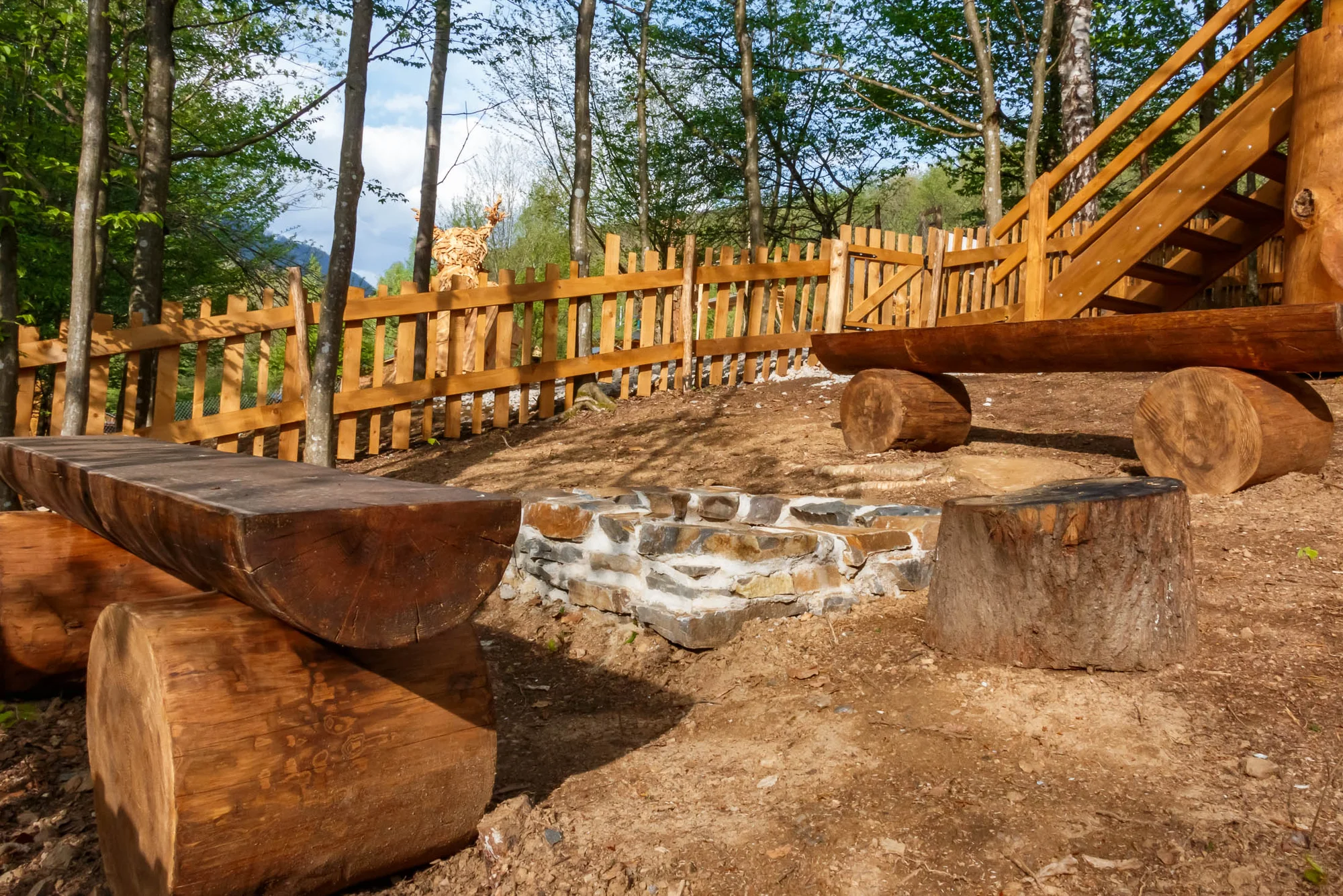 Pobyt v rodinném parku s minizoo: chatka až pro 5 osob, wellness, varianty se snídaní i grilováním