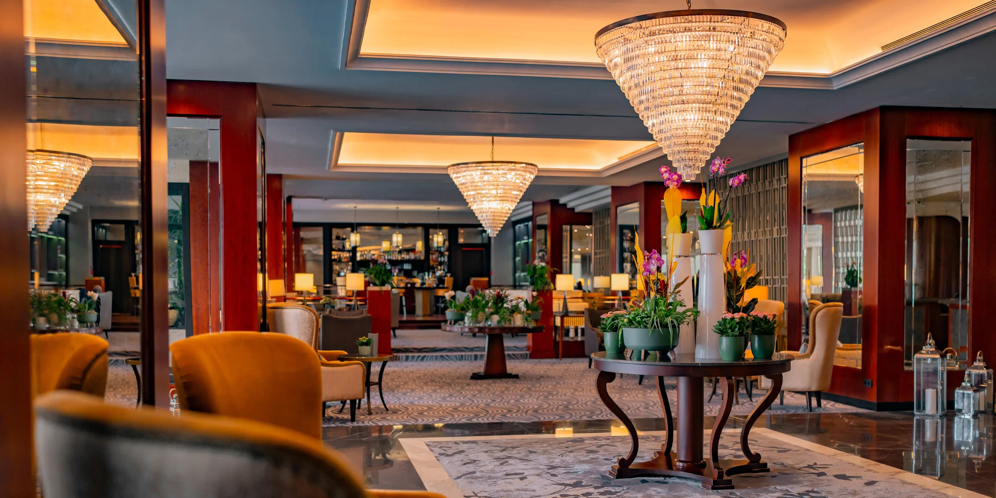Grand Hotel Prague Towers***** s parádním výhledem: snídaně, parkování i wellness