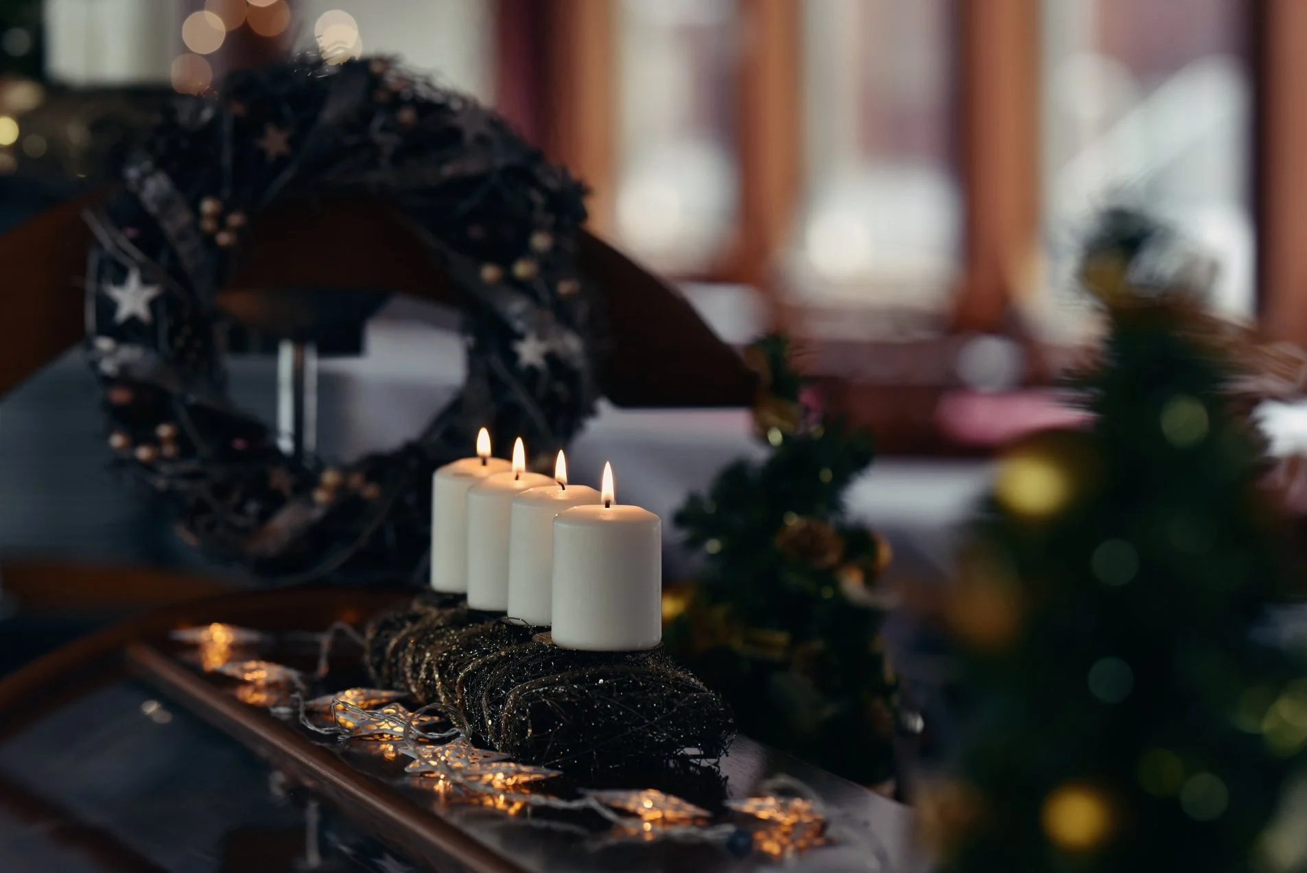 Adventní plavba centrem Prahy s výkladem a nápojem i rautovou večeří