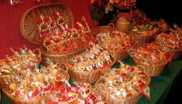 Vánoční Budapešť: adventní trhy i návštěva lázní Györ, 1 noc se snídaní i doprava busem
