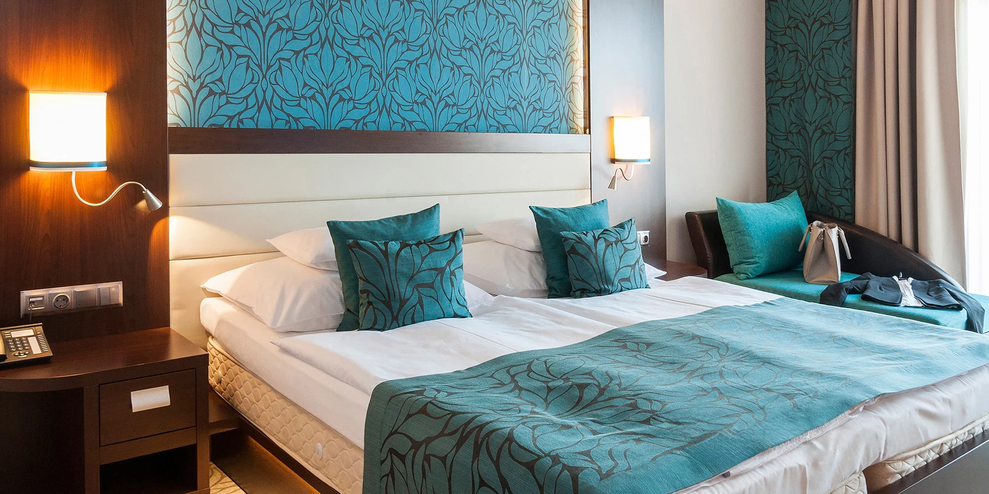 4* wellness hotel přímo u Balatonu: polopenze, pobyt pro dítě do 11,9 let zdarma i bonusová noc