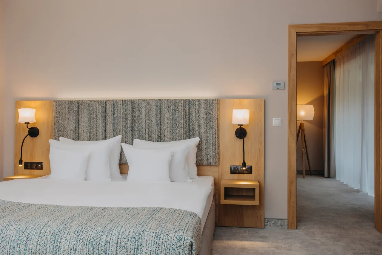 V páru nebo s rodinou do Krkonoš: krásný 5* resort s jídlem a neomezeným wellness