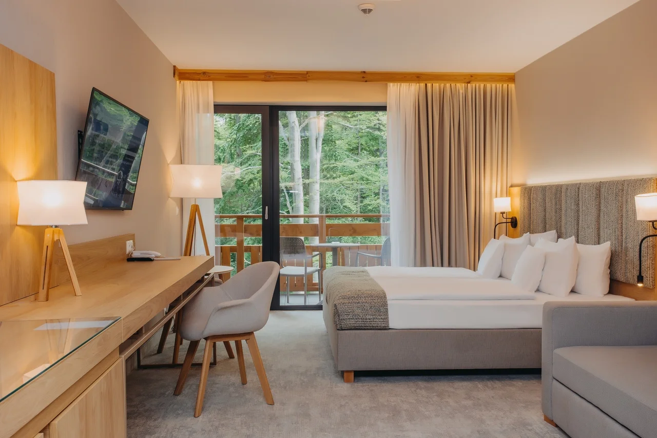 V páru nebo s rodinou do Krkonoš: krásný 5* resort s jídlem a neomezeným wellness