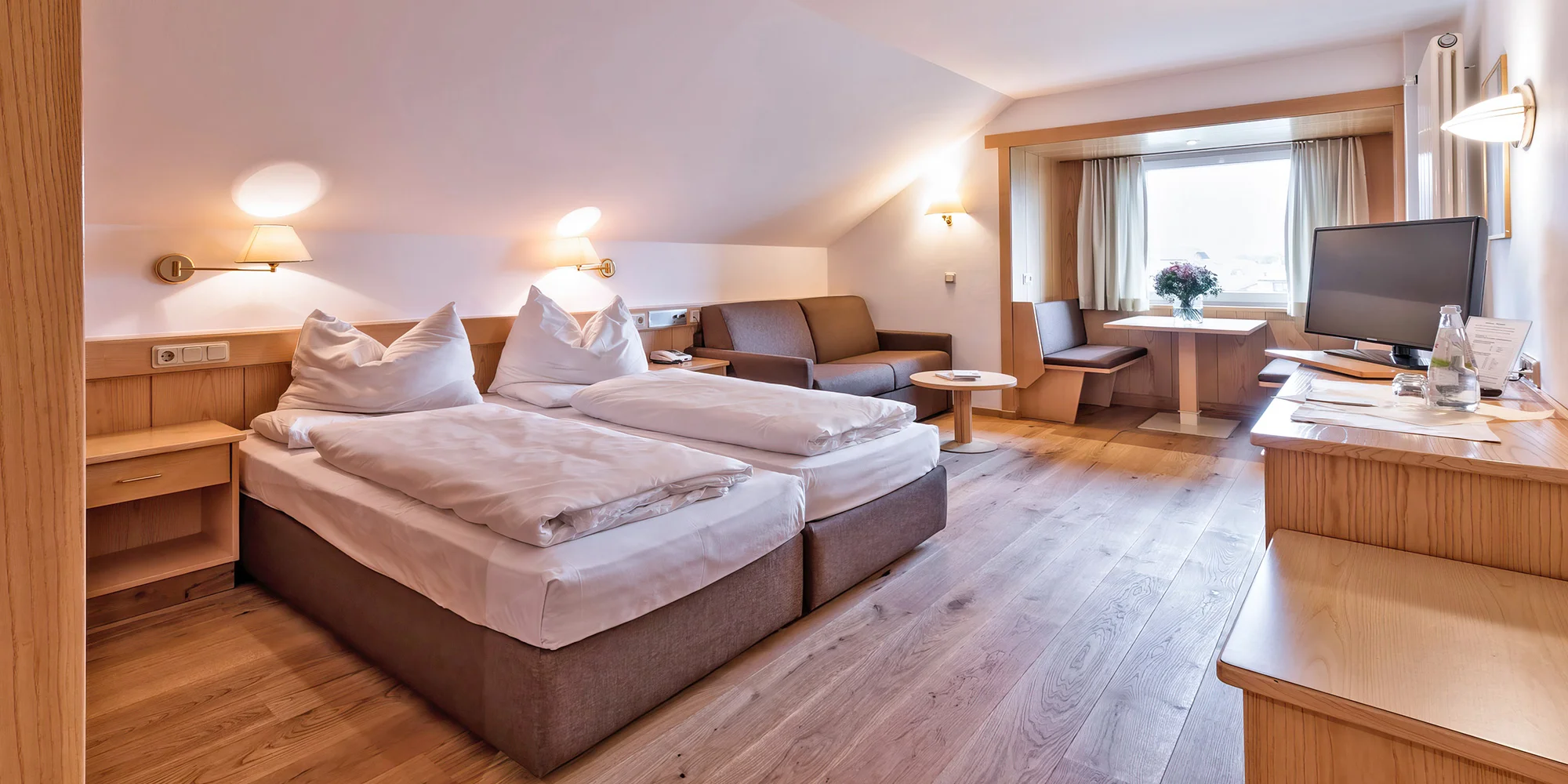4* dovolená v Dolomitech s polopenzí: neomezeně wellness, Kronplatz Guest Pass i jízdárna