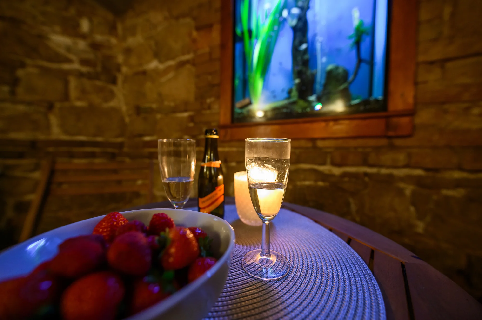 Privátní relax: finská sauna na 2 hod. a láhev vína pro 2 osoby