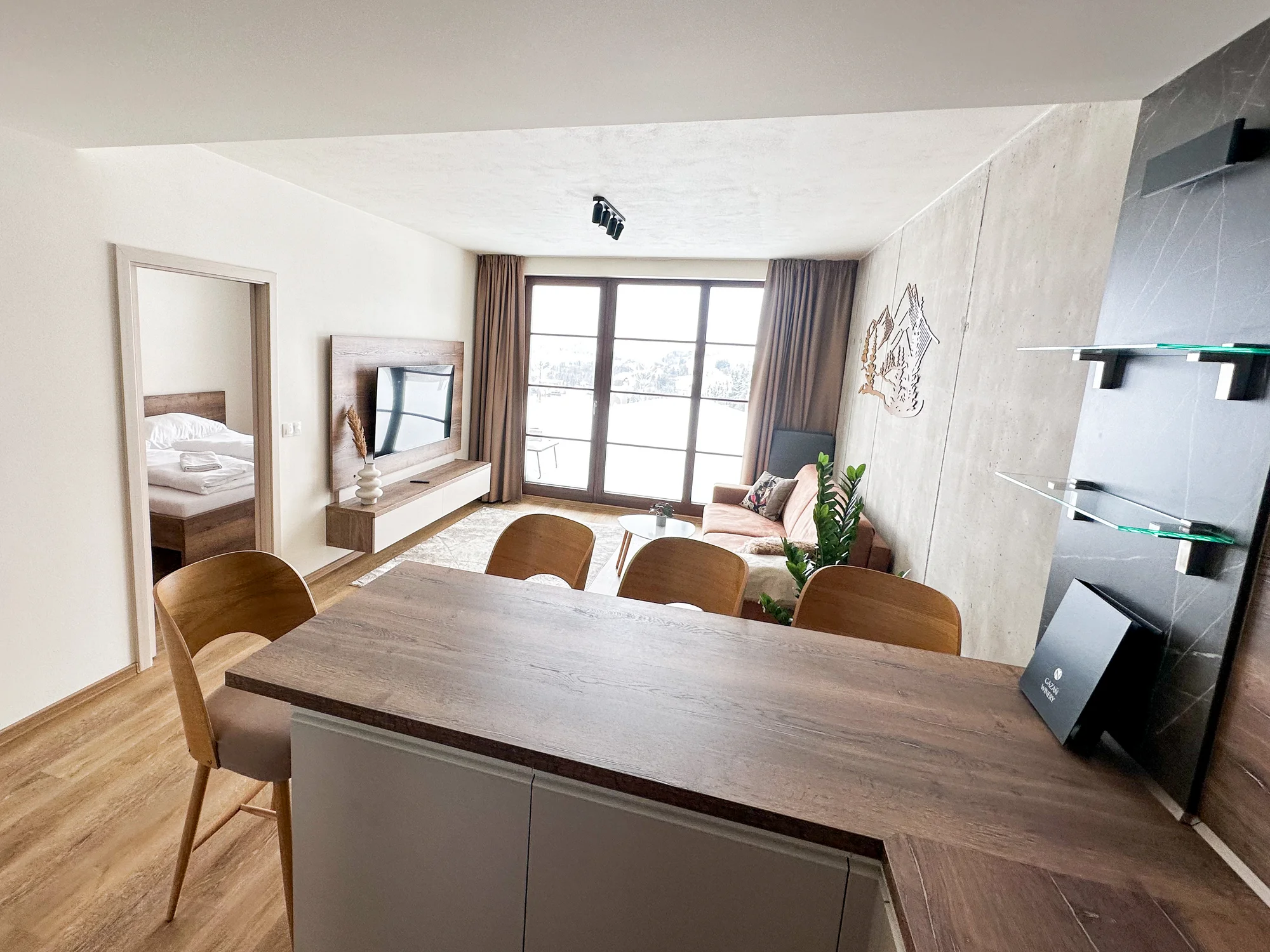 Pobyt v Orlických horách: vybavené apartmány s terasou i lahev vína