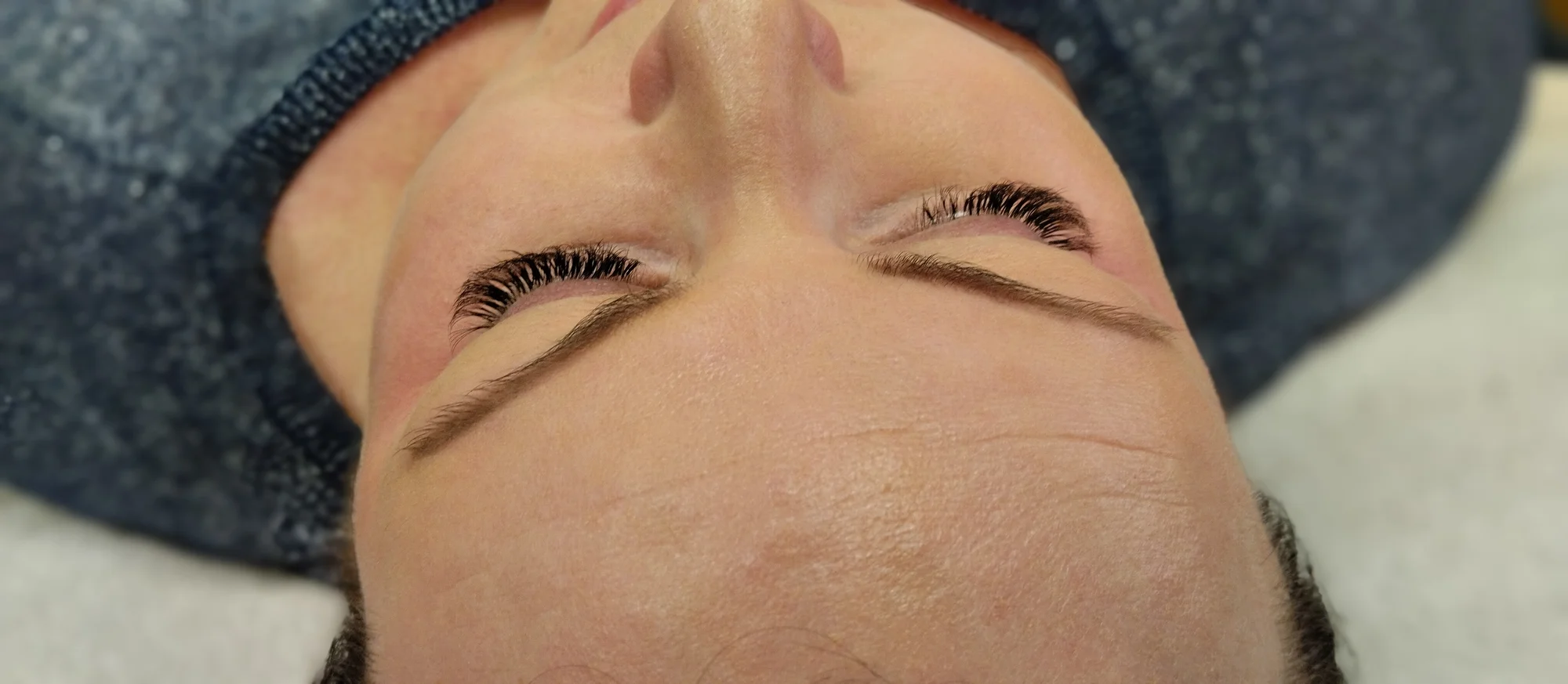 Uhrančivý pohled: lash lifting vč. barvení i prodloužení metodou 1:1 i volume