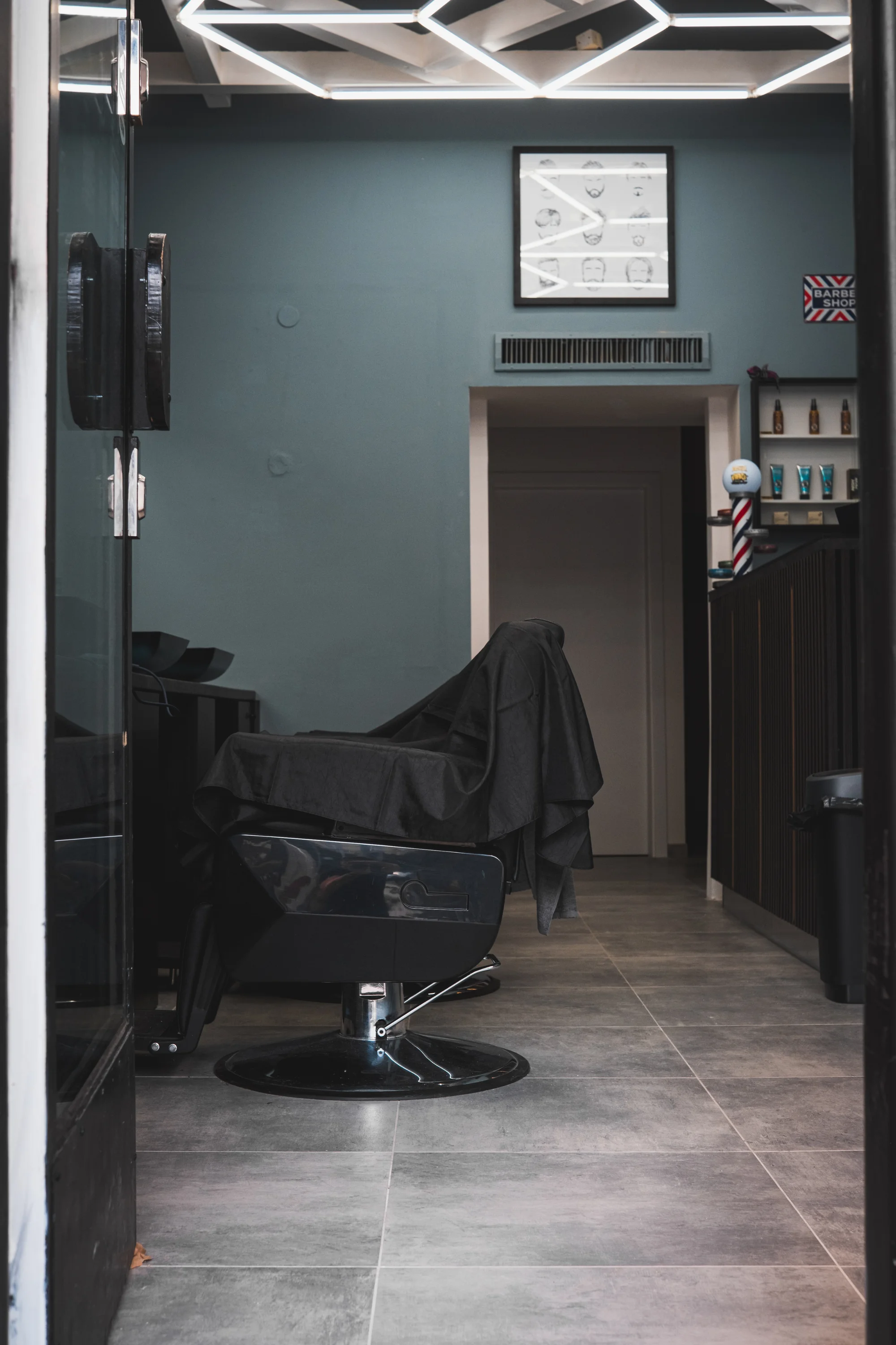 Barber: úprava vousů a střih vlasů pro malé i velké gentlemany