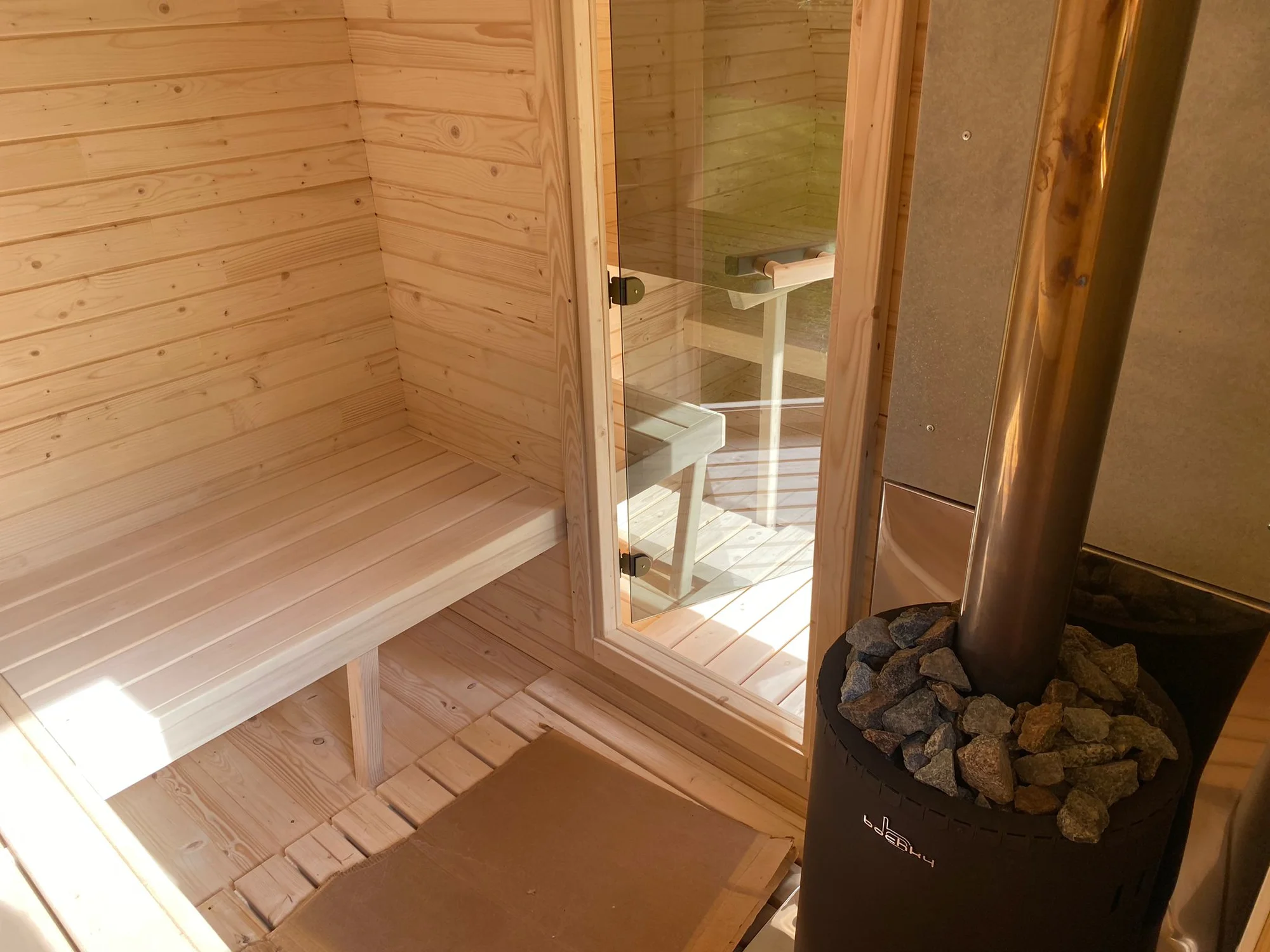 Tiny House s výhledem do krajiny Podkrkonoší i s možností využití koupacího sudu