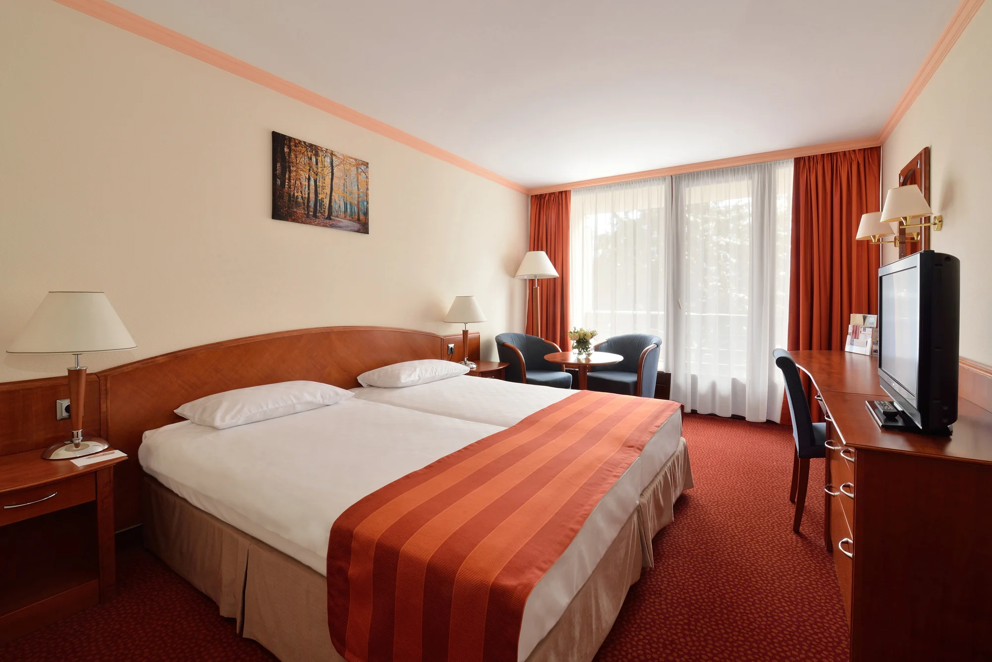 Relax v Maďarsku: 4* lázeňský hotel s polopenzí, neomezený vstup do wellness