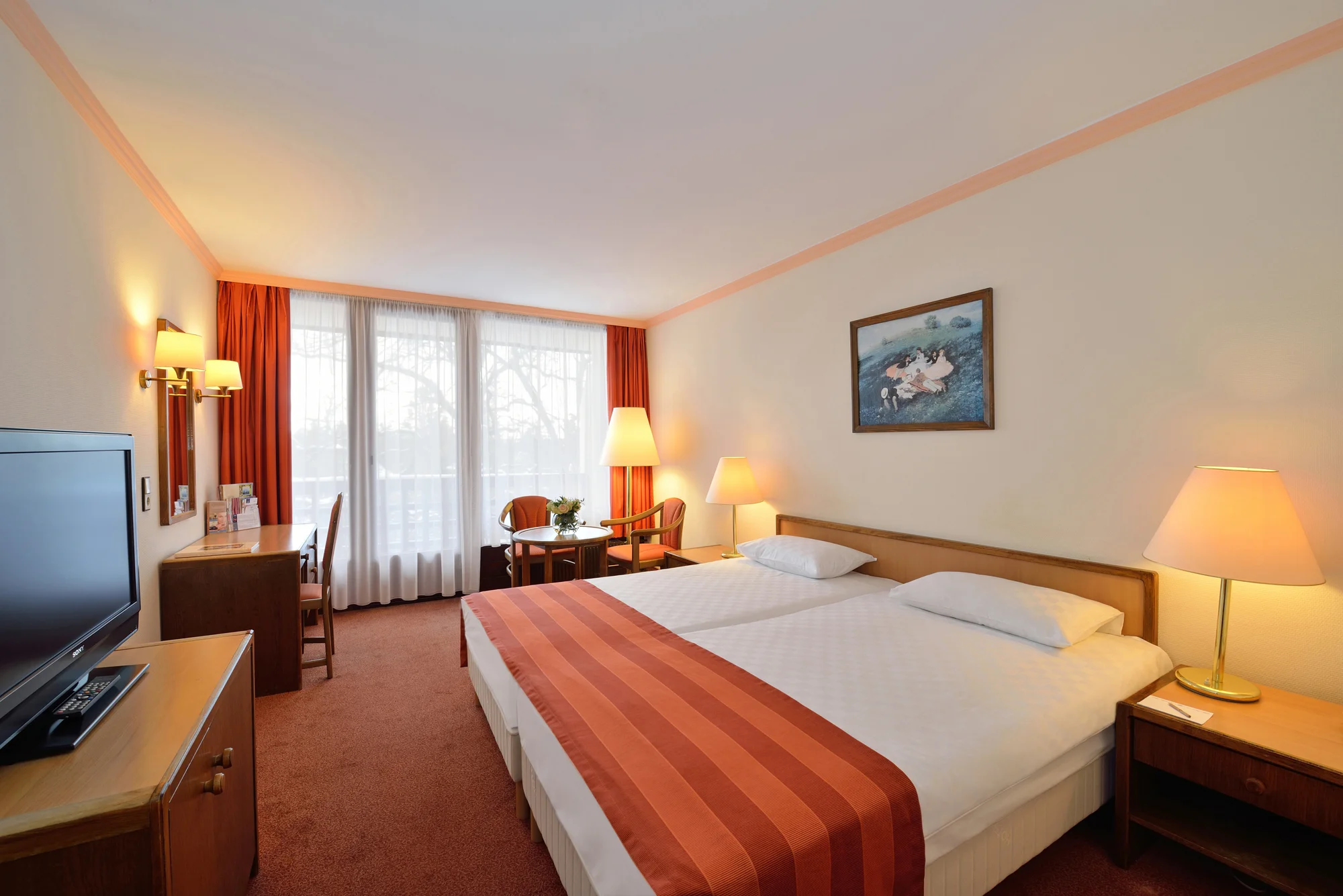 Relax v Maďarsku: 4* lázeňský hotel s polopenzí, neomezený vstup do wellness