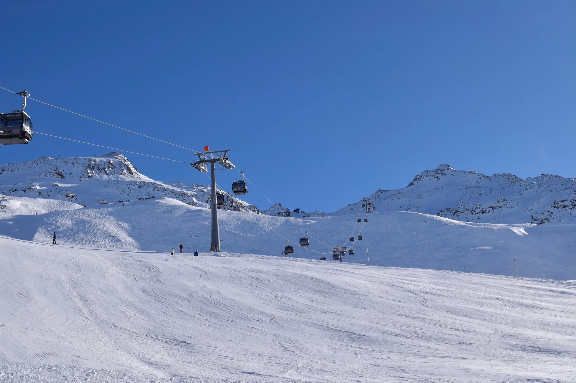 4* dovolená v Tyrolsku: polopenze plus, neomezeně wellness a lyžování