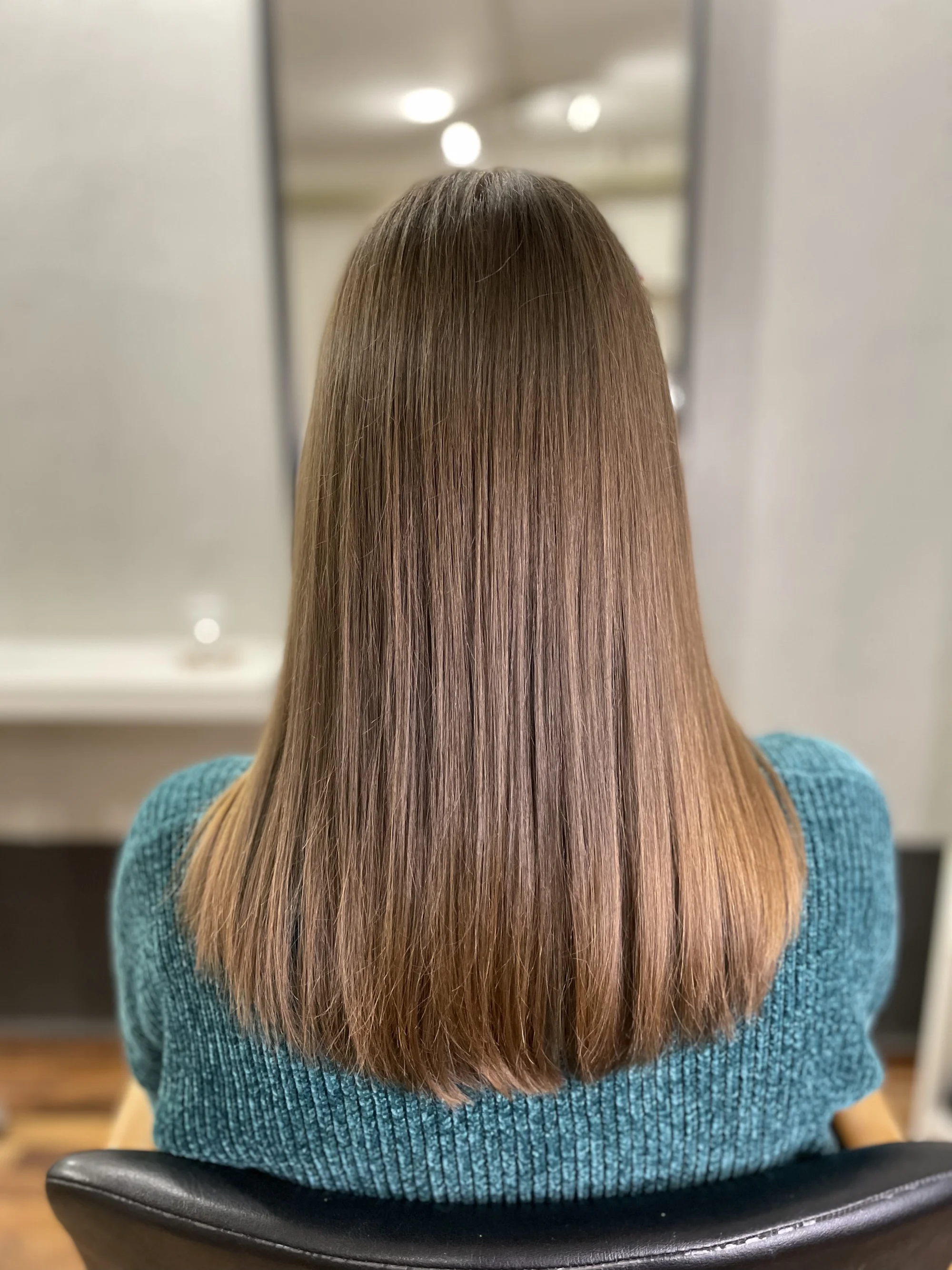 Balíček dámské kadeřnické péče: střih, barva, přeliv i zesvětlení pro všechny délky vlasů