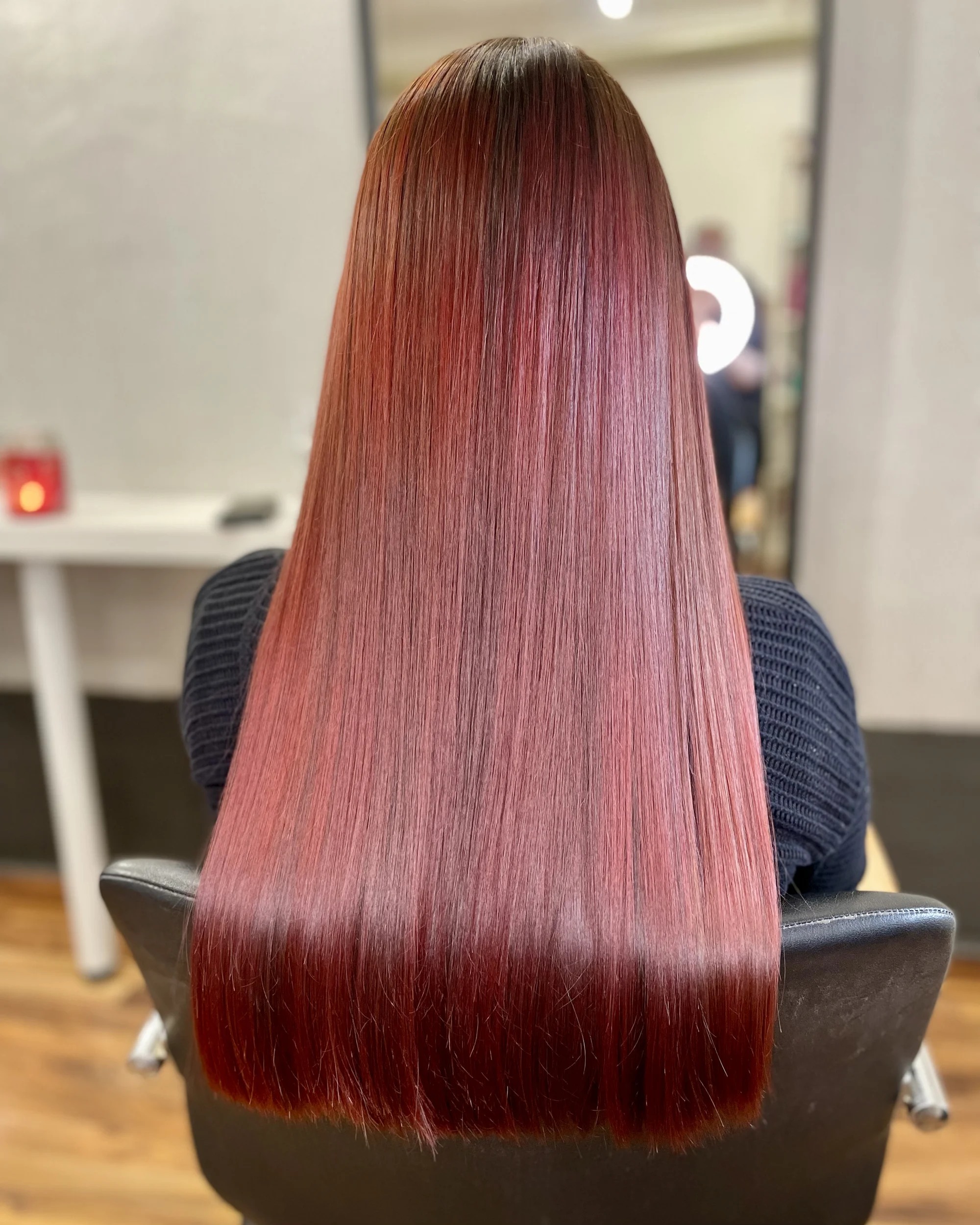 Balíček dámské kadeřnické péče: střih, barva, přeliv i zesvětlení pro všechny délky vlasů