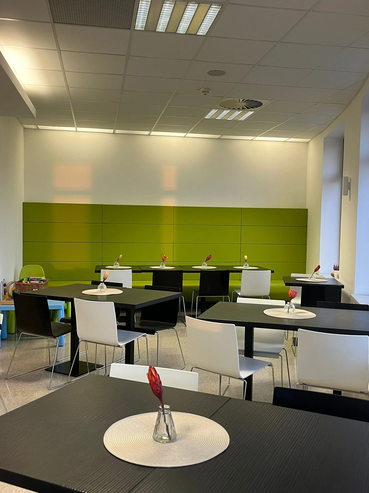Cesta světem filipínských chutí: 6chodové degustační menu pro 2 osoby