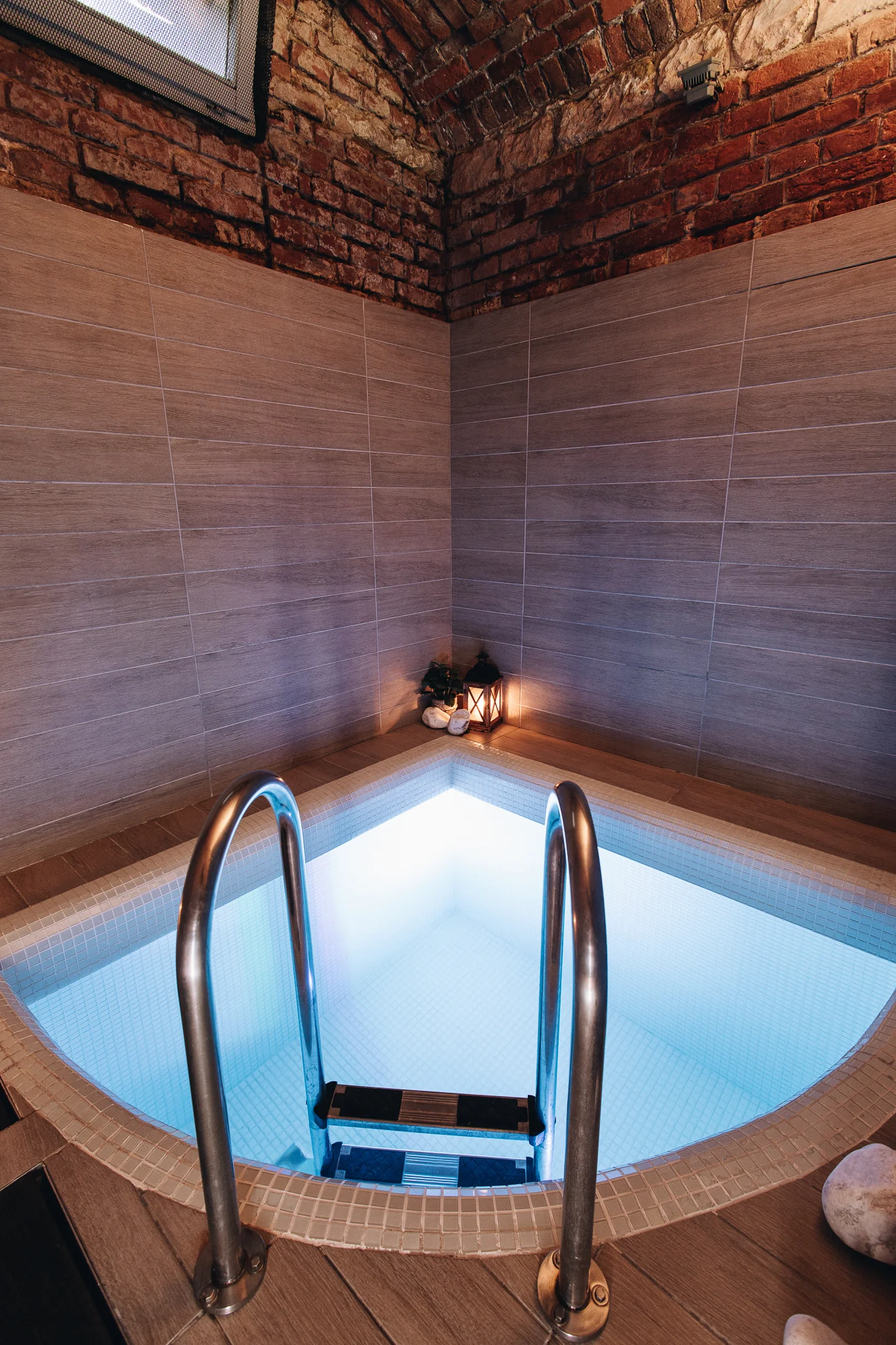 Relaxační balíčky s masáží, privátní koupelí a vstupem do wellness