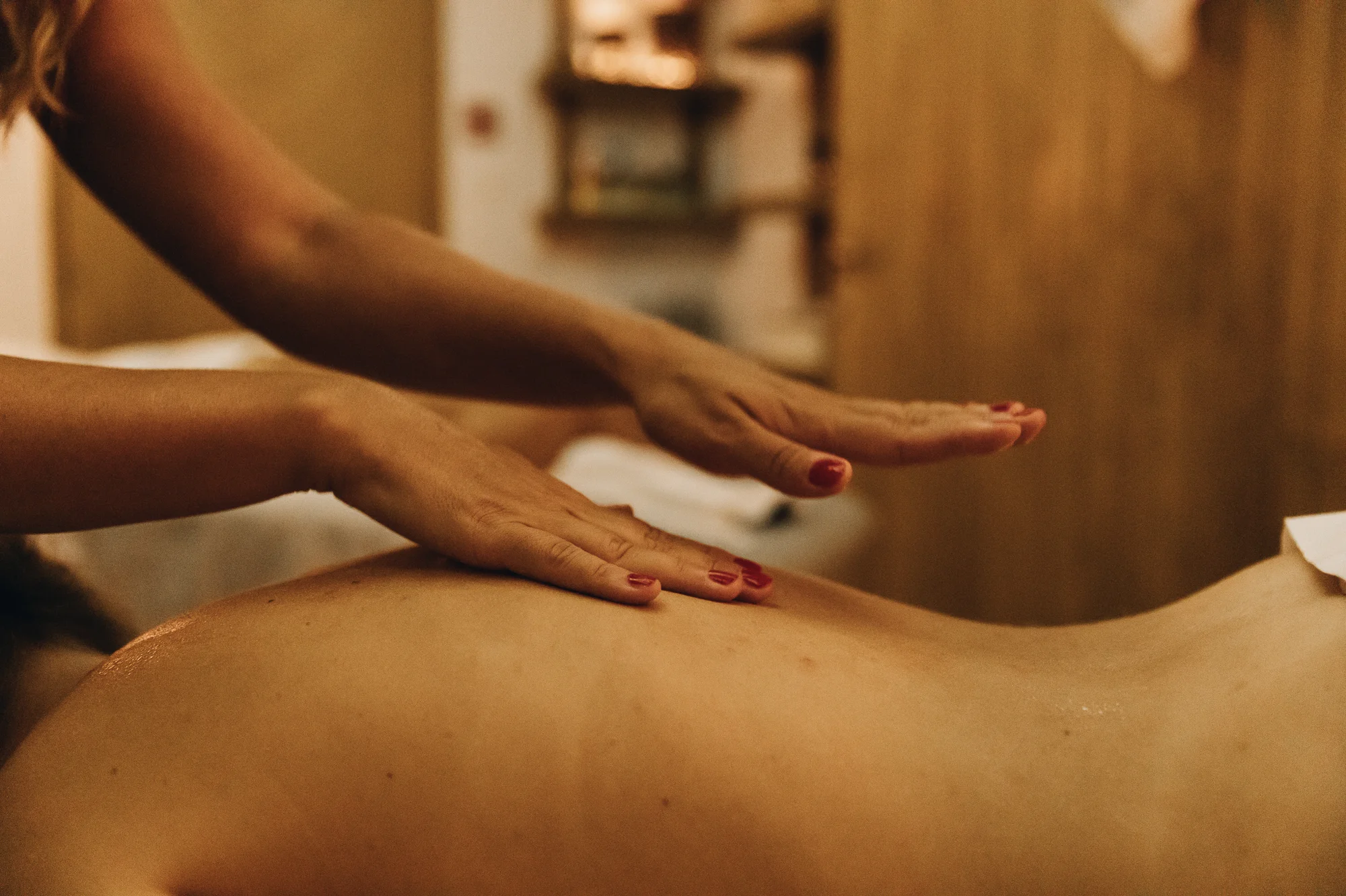 Relaxační balíčky s masáží, privátní koupelí a vstupem do wellness