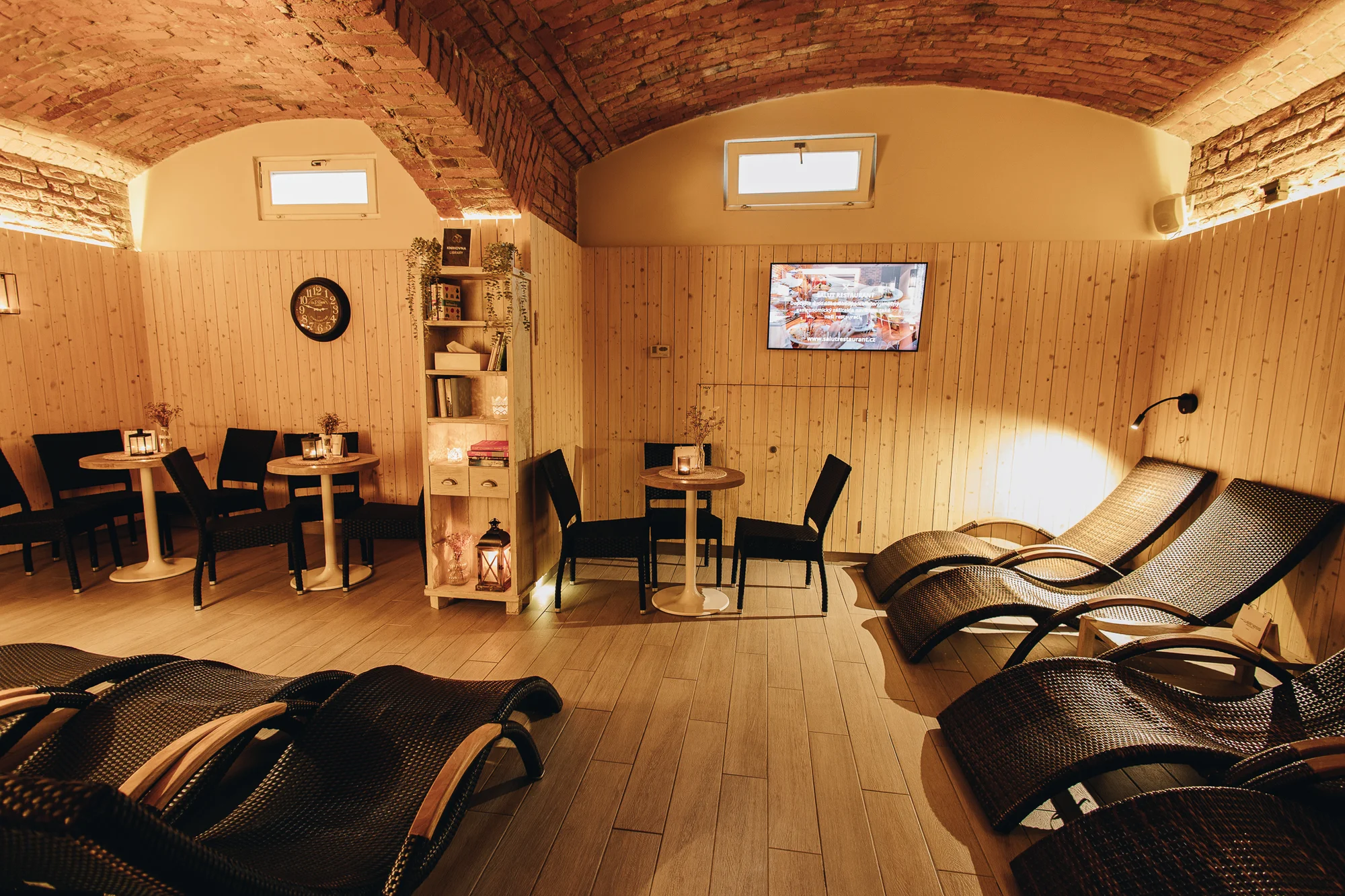 Relaxační balíčky s masáží, privátní koupelí a vstupem do wellness