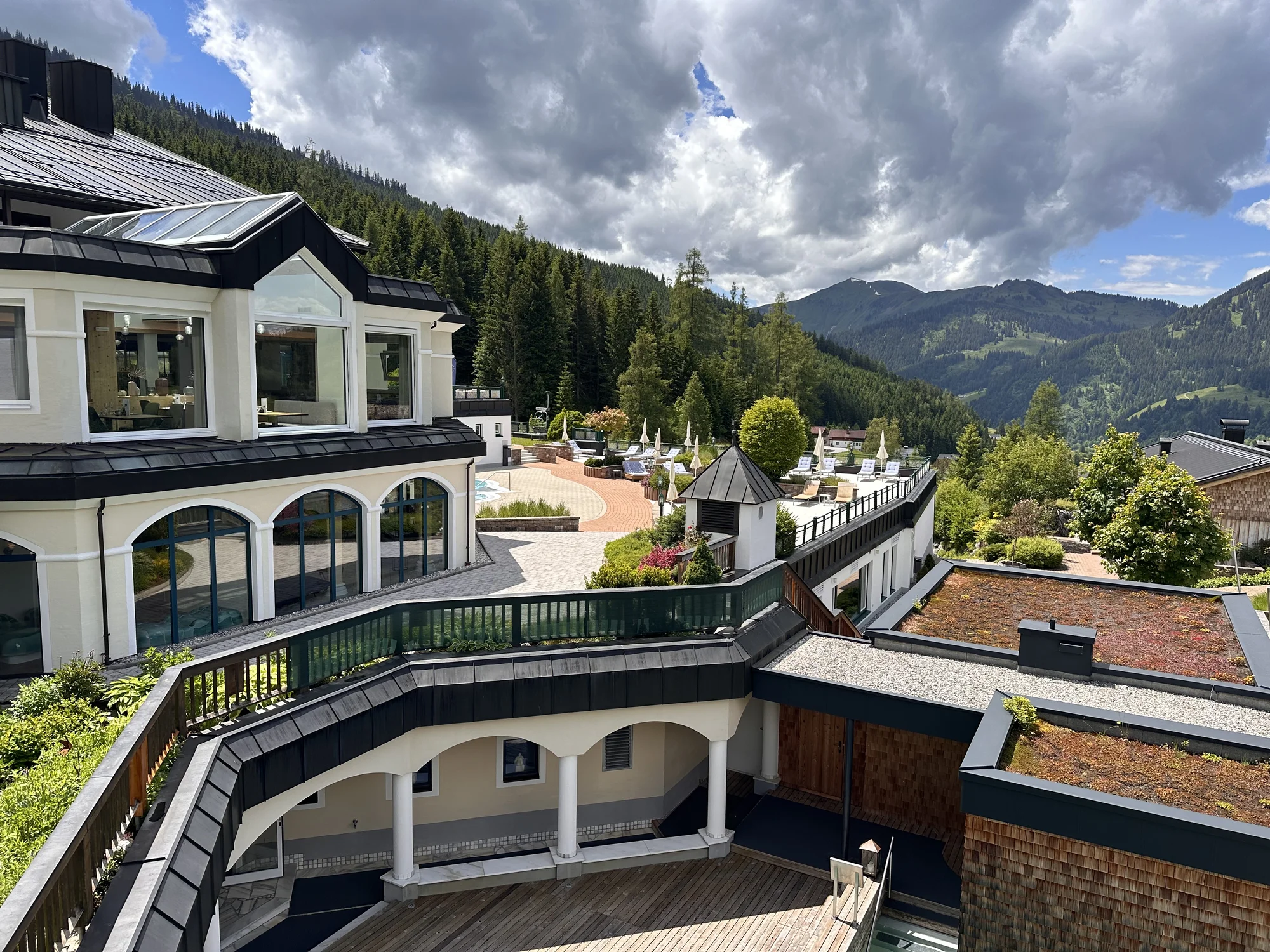 Krásný hotel v Rakousku: polopenze plus, parádní wellness, herny pro děti a karta výhod