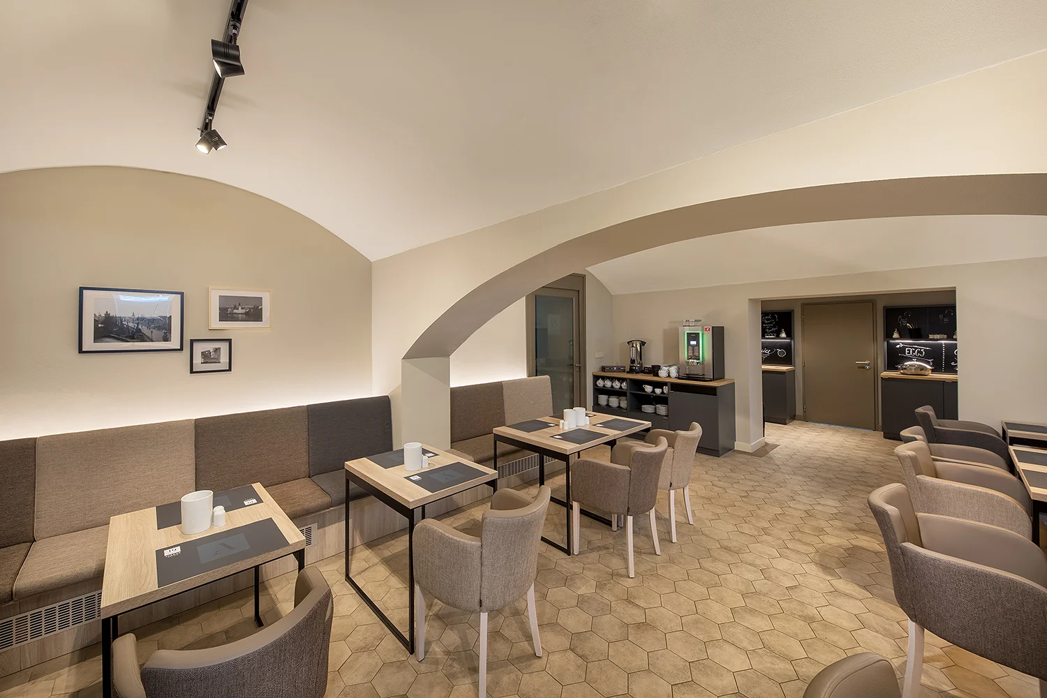 Krásný 4* hotel Avenue Legerova v centru Prahy se snídaněmi