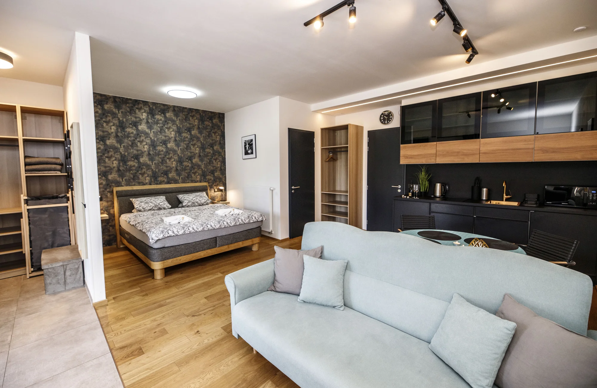 Relax v Harrachově: pokoj nebo apartmán s privátní vířivkou a snídaní