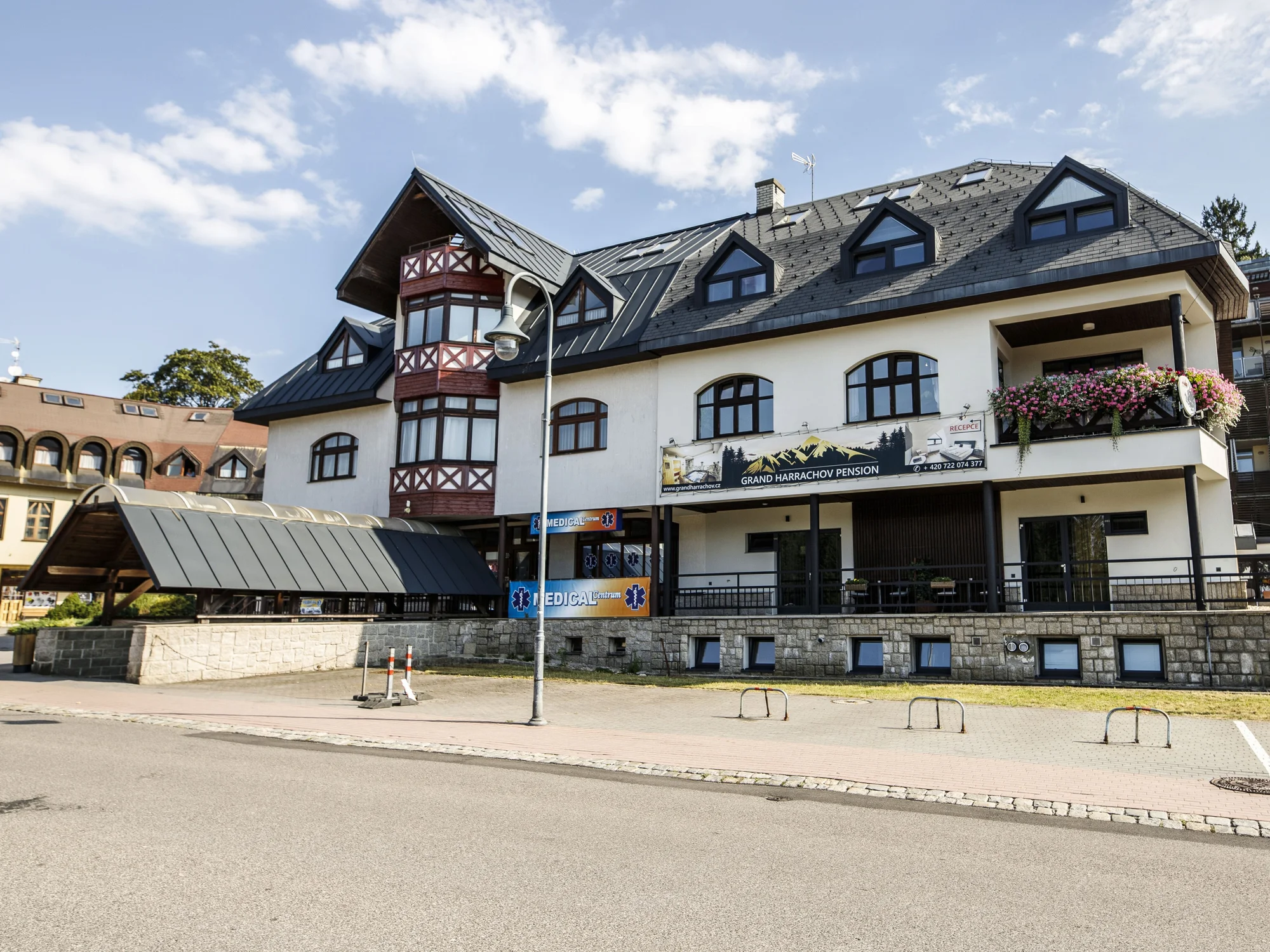 Relax v Harrachově: pokoj nebo apartmán s privátní vířivkou a snídaní