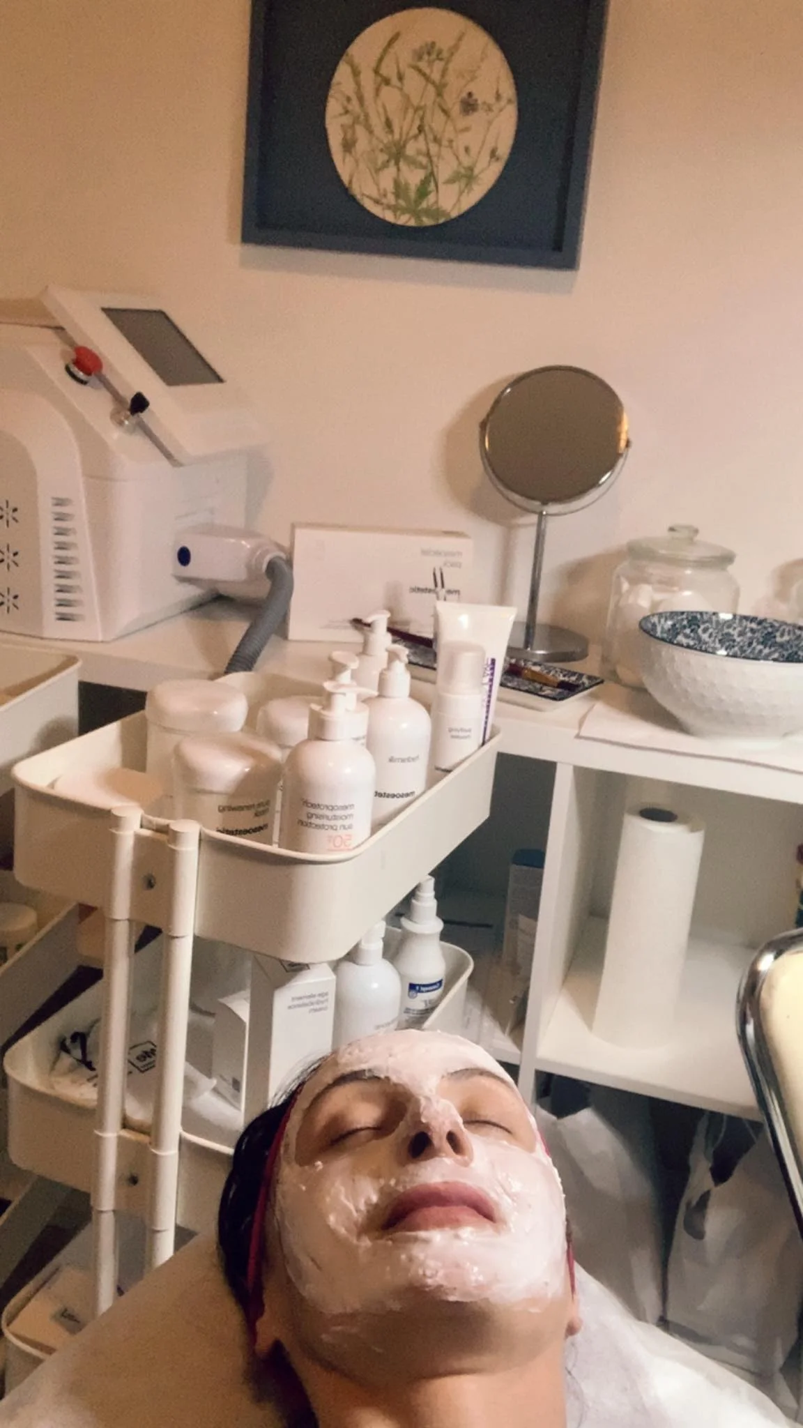 Kosmetické ošetření pleti pro ženy i muže: liftingová masáž, mikrojehličkování i čištění