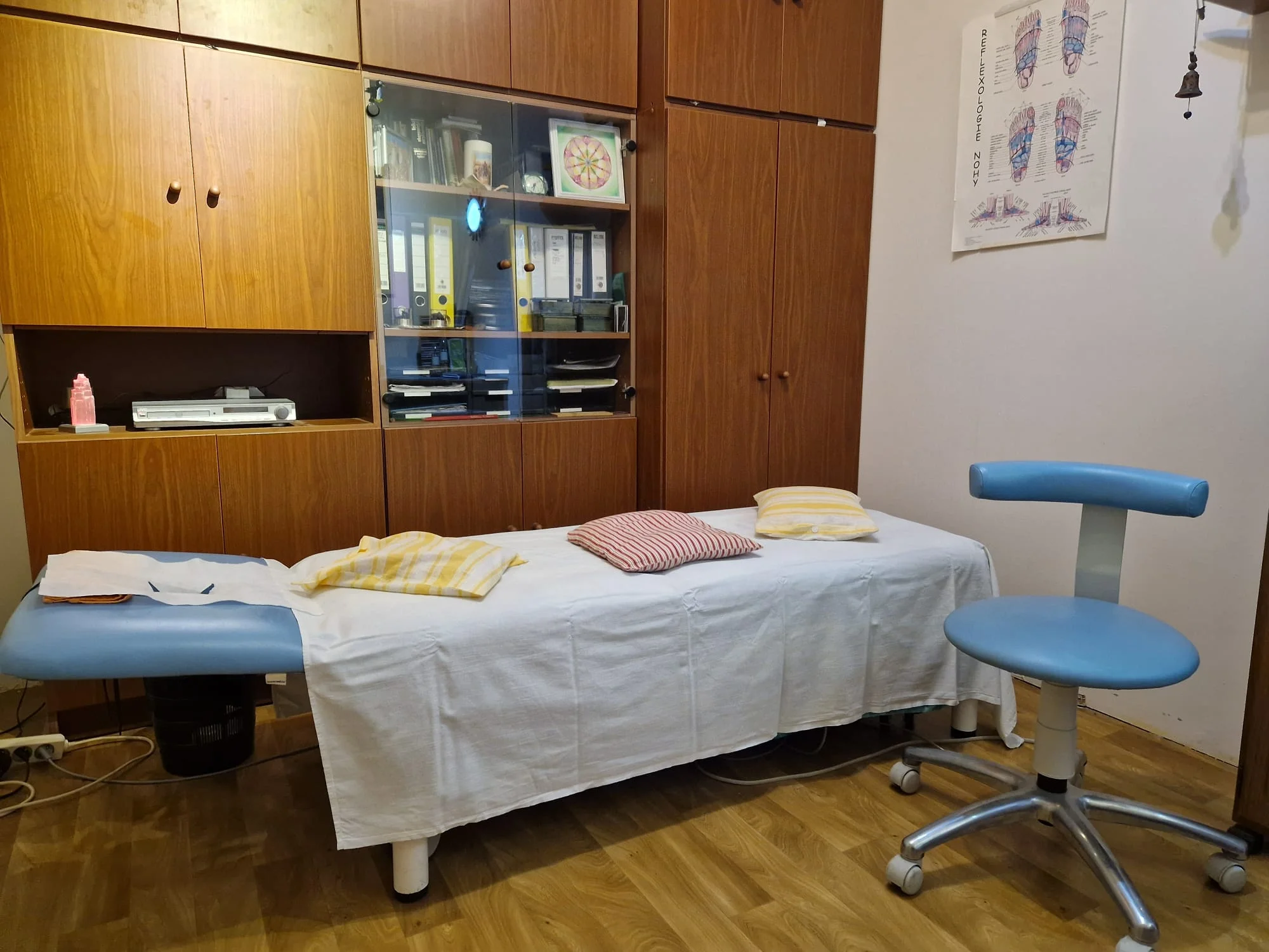 Baňky,masáž zad, šíje, celého těla i komplexní reflexní terapie: 45-105 min. relaxu