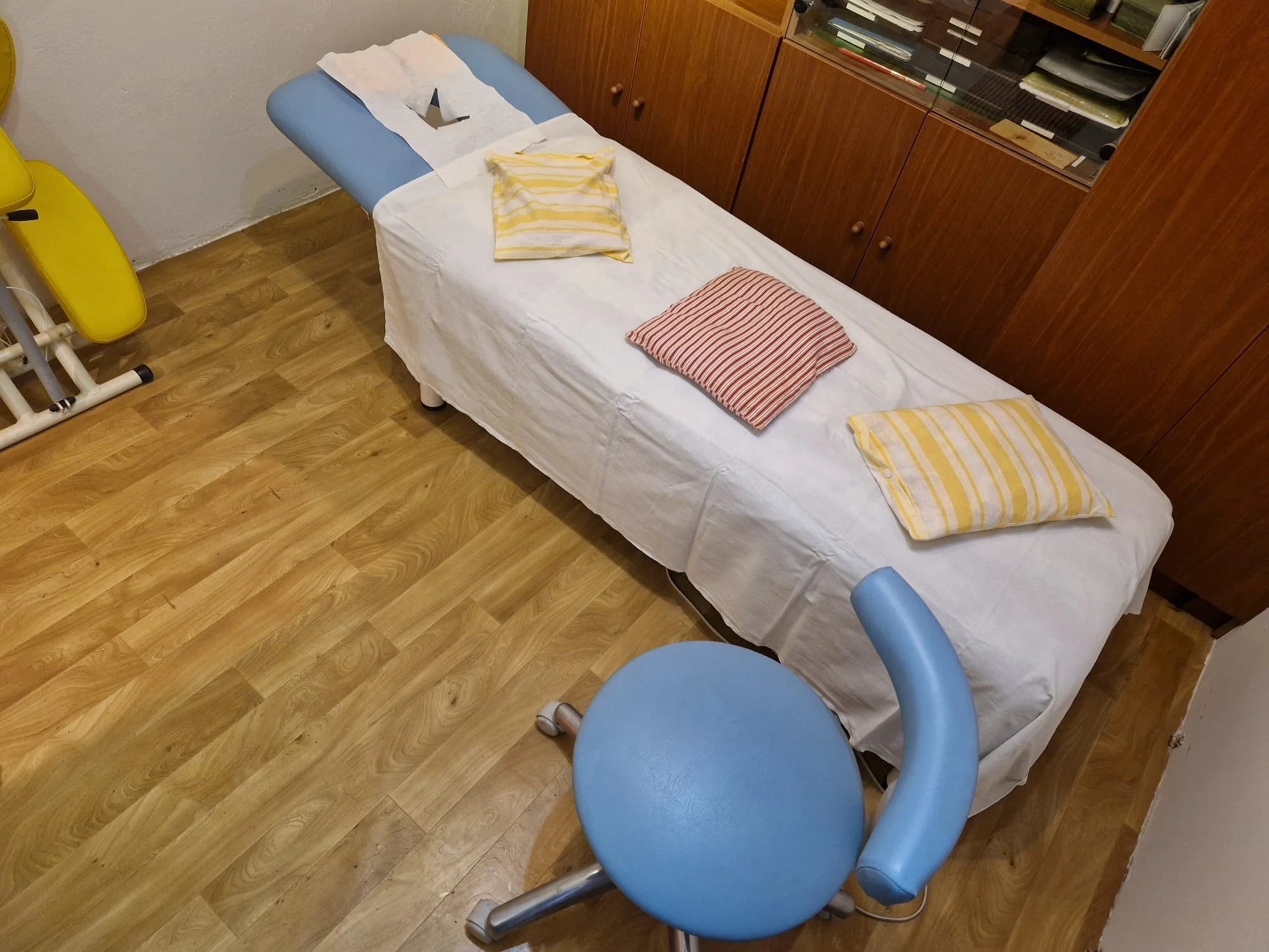 Baňky,masáž zad, šíje, celého těla i komplexní reflexní terapie: 45-105 min. relaxu