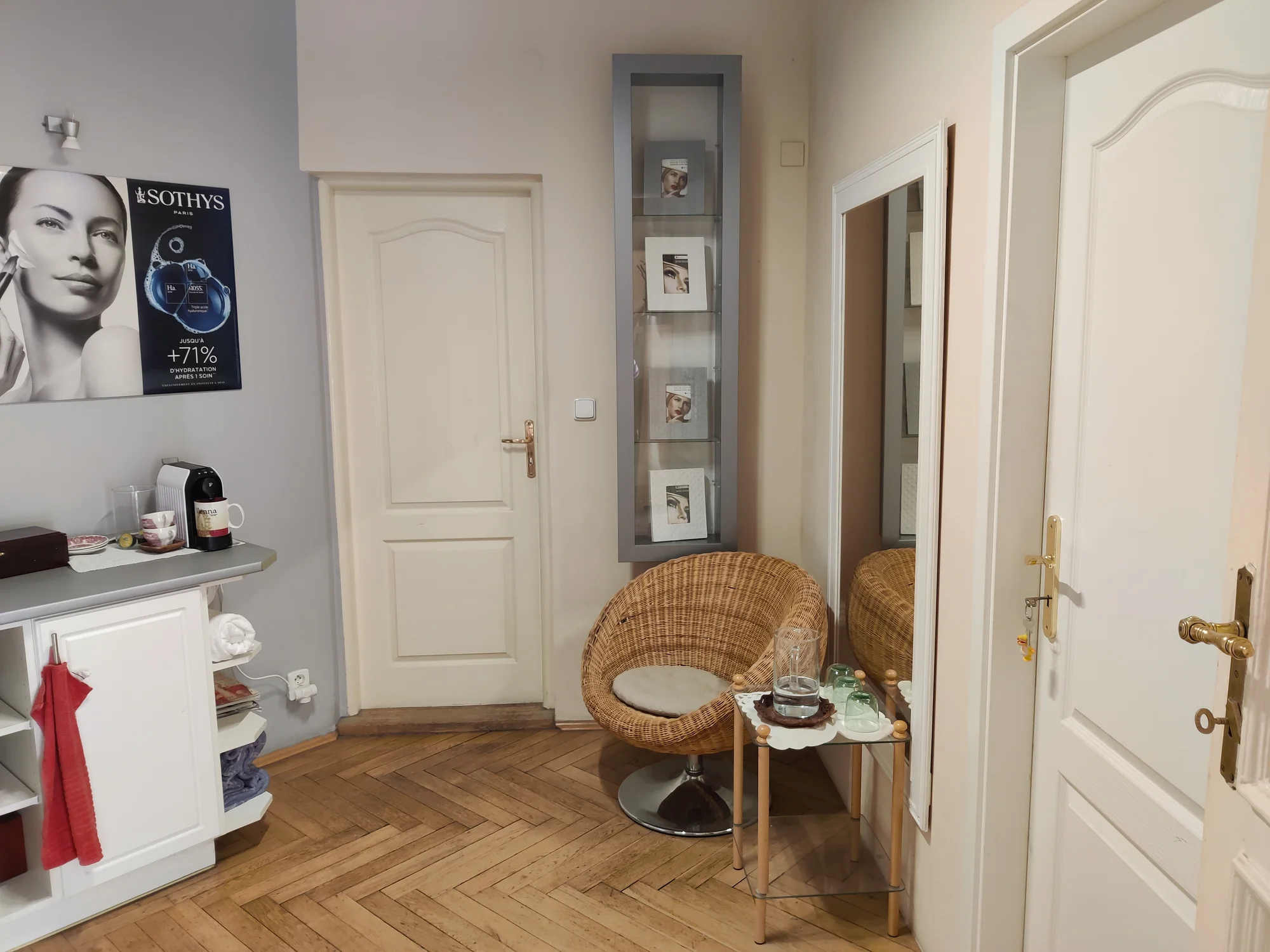 Permanentní make-up: horní i dolní oční linky, pudrové obočí, microblading či rty