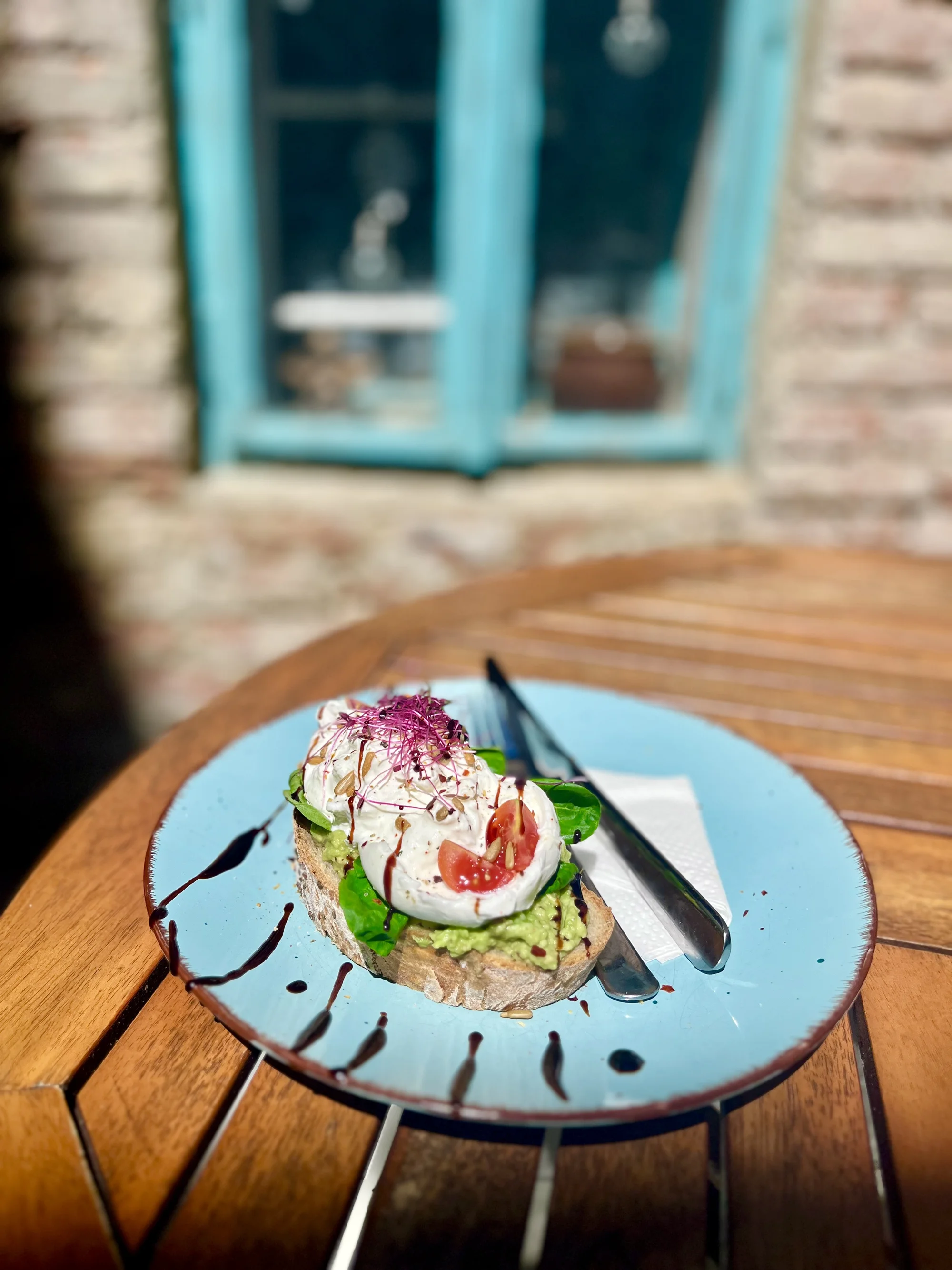 Vafle čtyř druhů s banánem, mascarpone, slaninou i prosciuttem a domácí limonáda pro 1 či 2 osoby