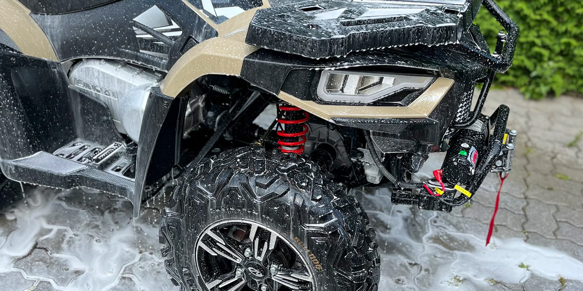 Půjčení čtyřkolky Linhai 500 Pro max pro 1–2 osoby: na den, víkend i celý týden