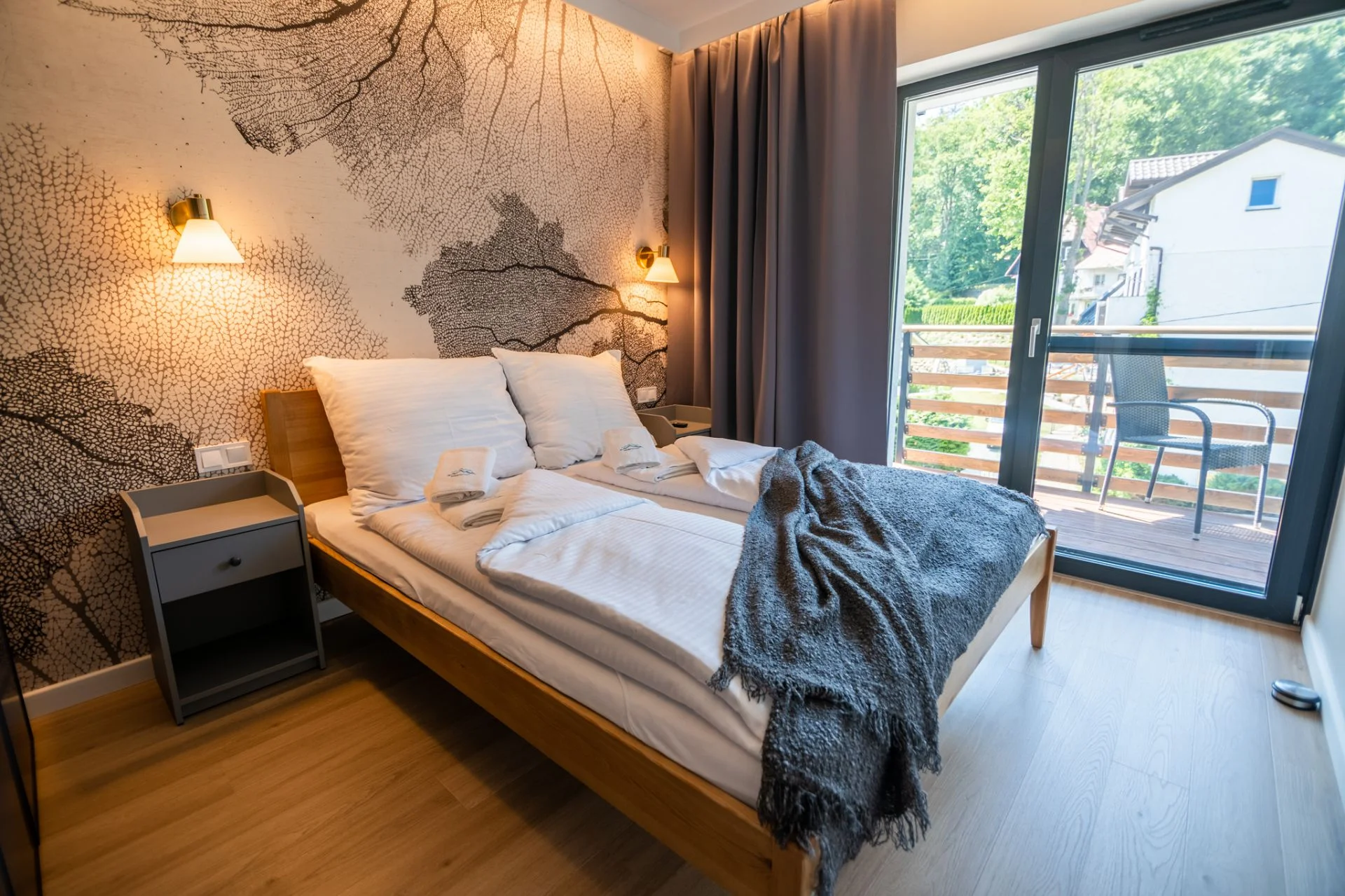 Apartmány až pro 6 osob ve Szklarske Porębě: sauna v ceně, možnost snídaní, blízko skiraeál i zábavní parky