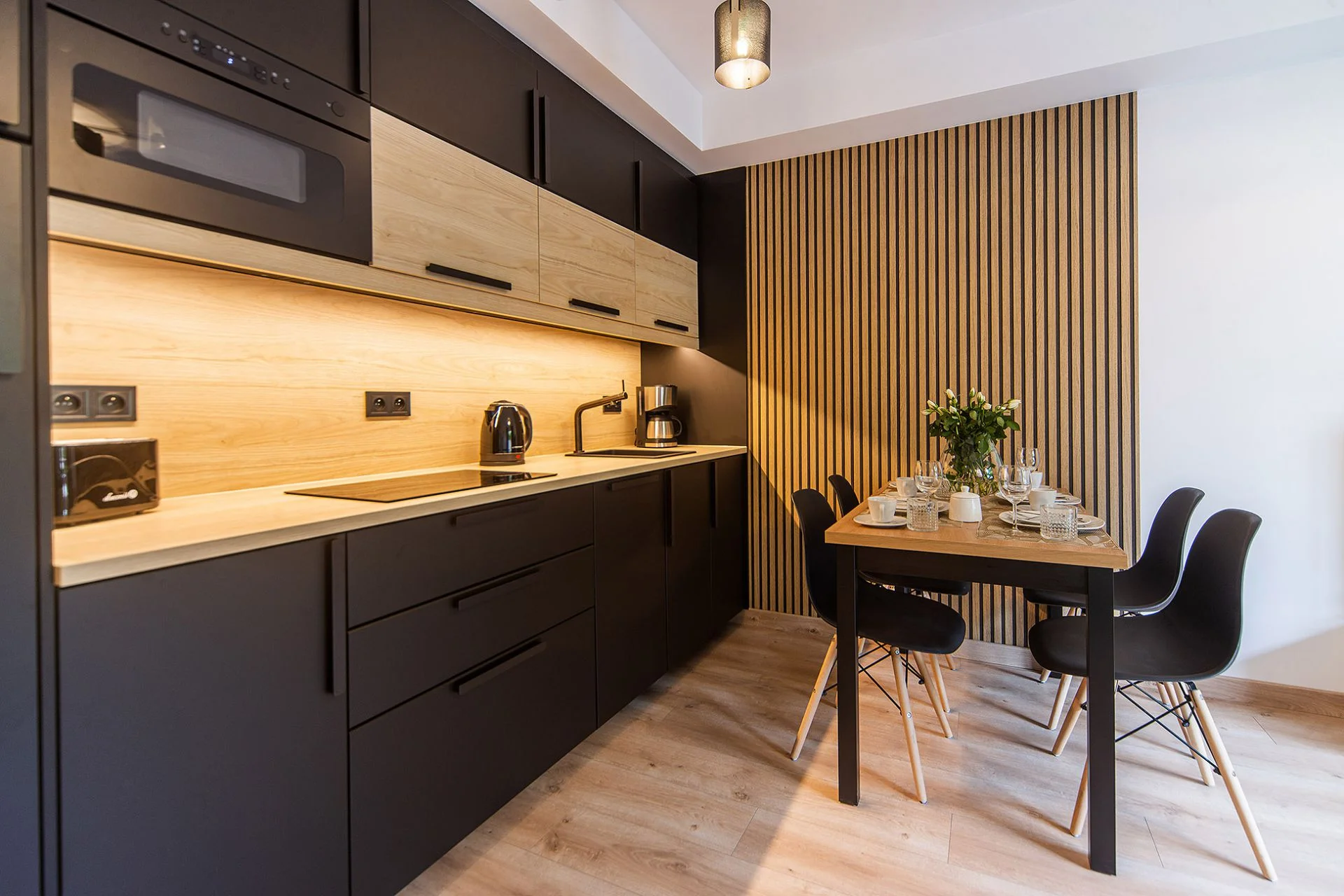 Apartmány až pro 6 osob ve Szklarske Porębě: sauna v ceně, možnost snídaní, blízko skiraeál i zábavní parky