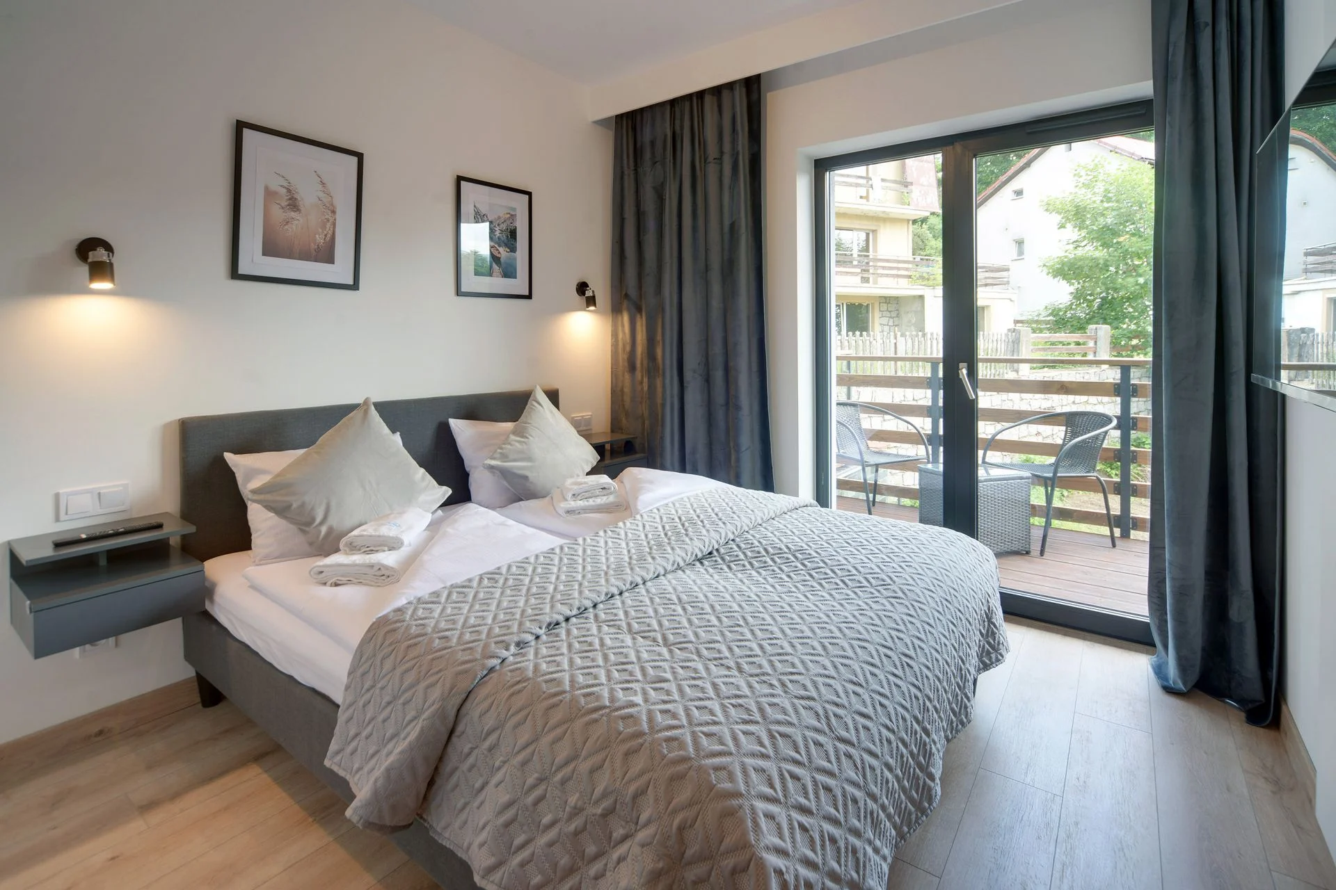 Apartmány až pro 6 osob ve Szklarske Porębě: sauna v ceně, možnost snídaní, blízko skiraeál i zábavní parky