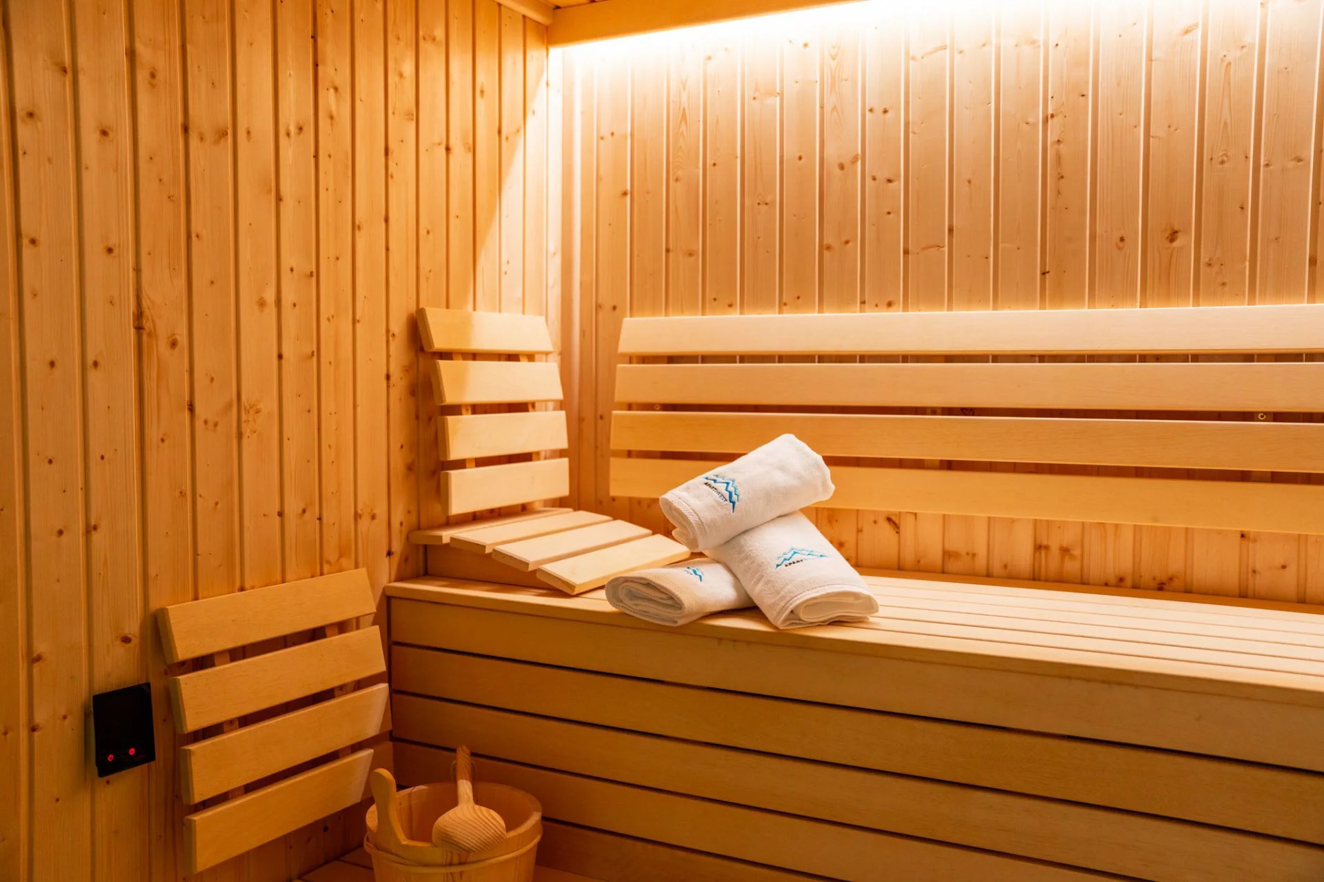 Apartmány až pro 6 osob ve Szklarske Porębě: sauna v ceně, možnost snídaní, blízko skiraeál i zábavní parky