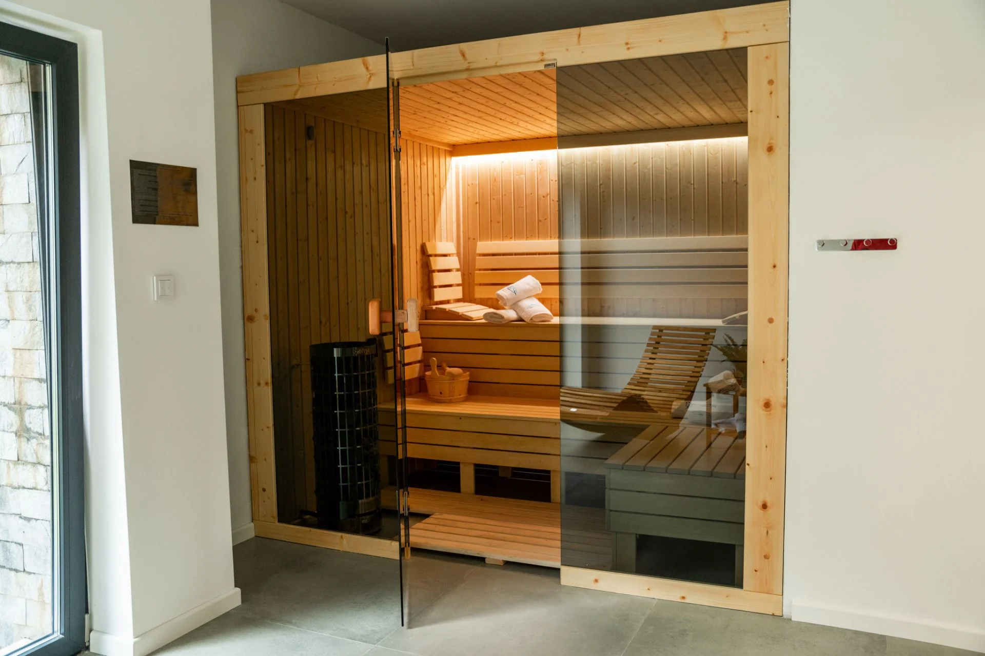 Apartmány až pro 6 osob ve Szklarske Porębě: sauna v ceně, možnost snídaní, blízko skiraeál i zábavní parky