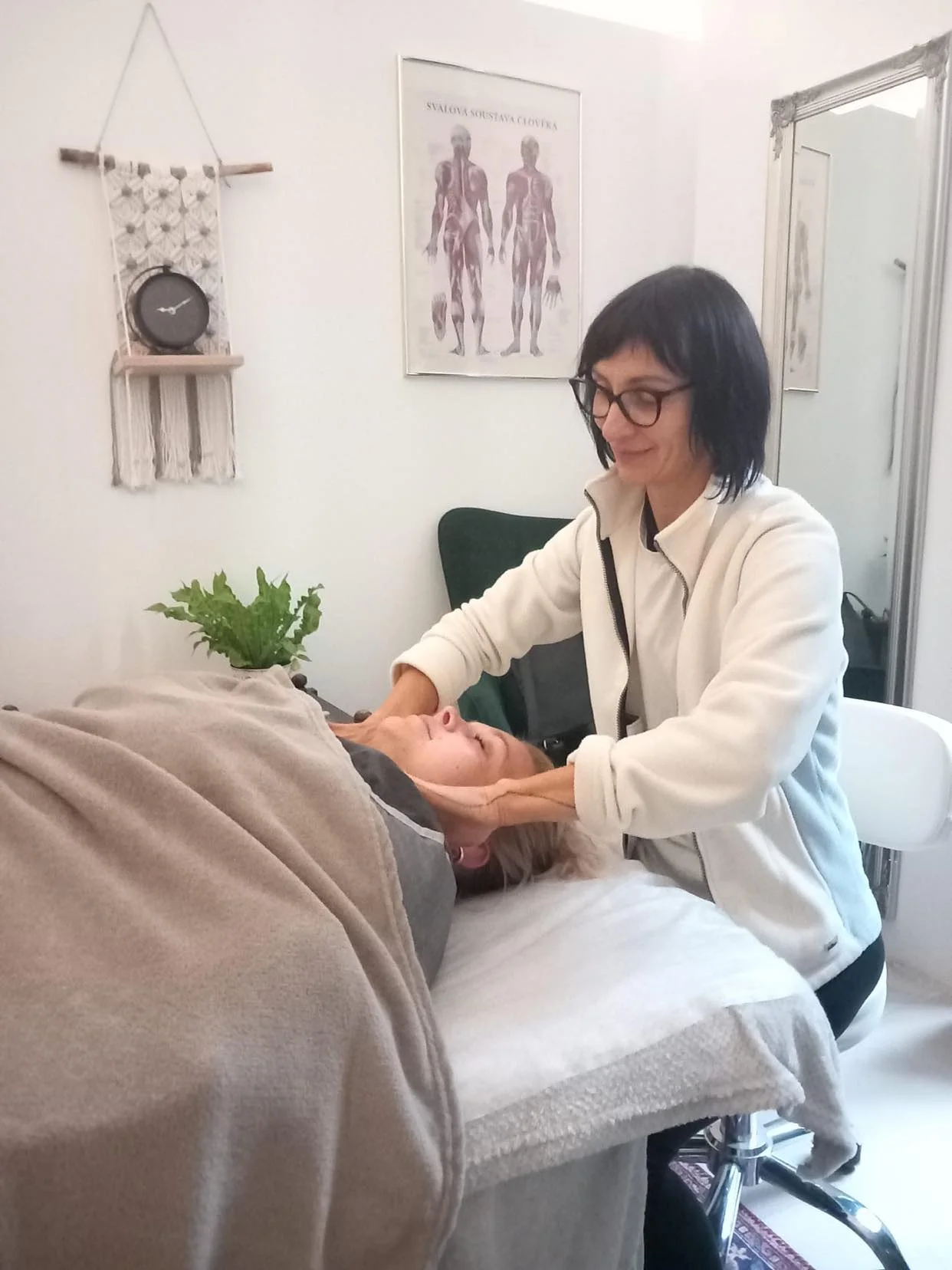 Přístrojová lymfodrenáž či zeštíhlující balíček proti celulitidě: 1, 3 či 5 ošetření