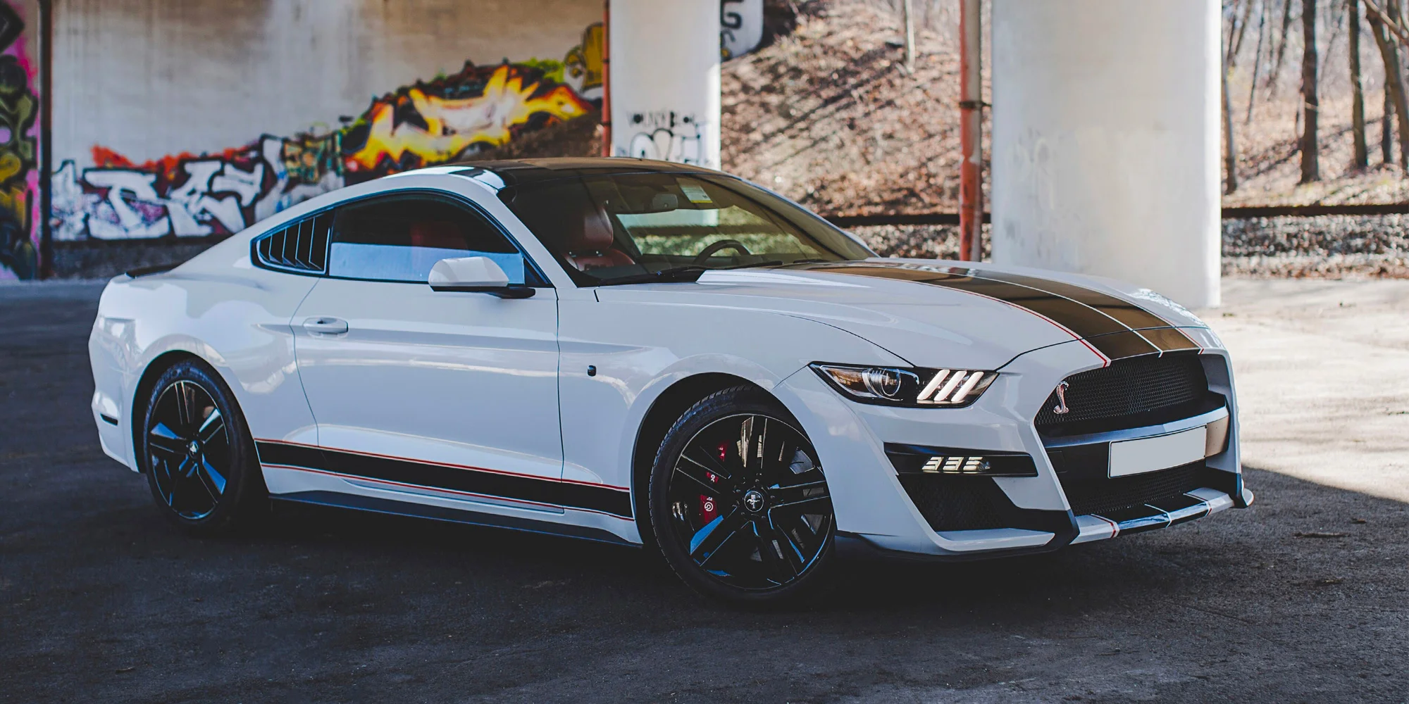 Zapůjčení Fordu Mustang na 24 nebo 48 hodin i celý víkend
