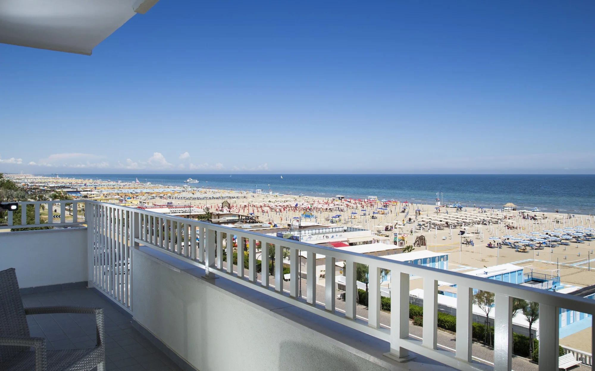 Dovolená v Itálii: hotel v Rimini s polopenzí a vnitřním bazénem