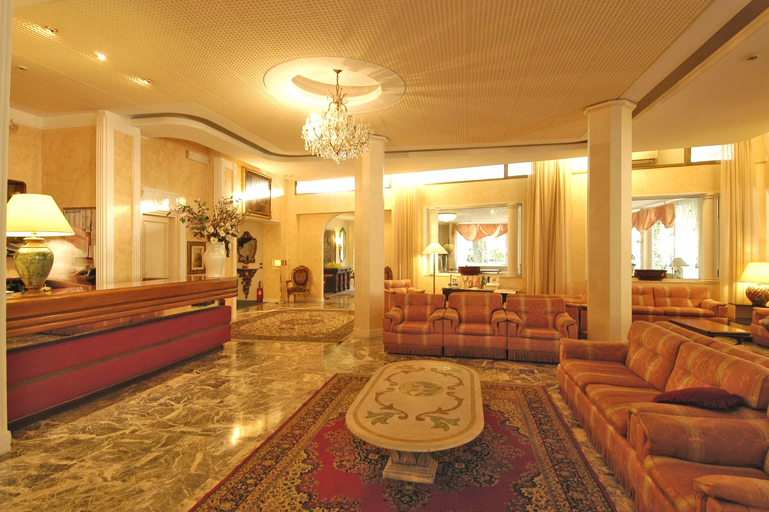 Relax v italském lázeňském městě Montegrotto Terme: 4* hotel s termálními bazény, saunou i polopenzí