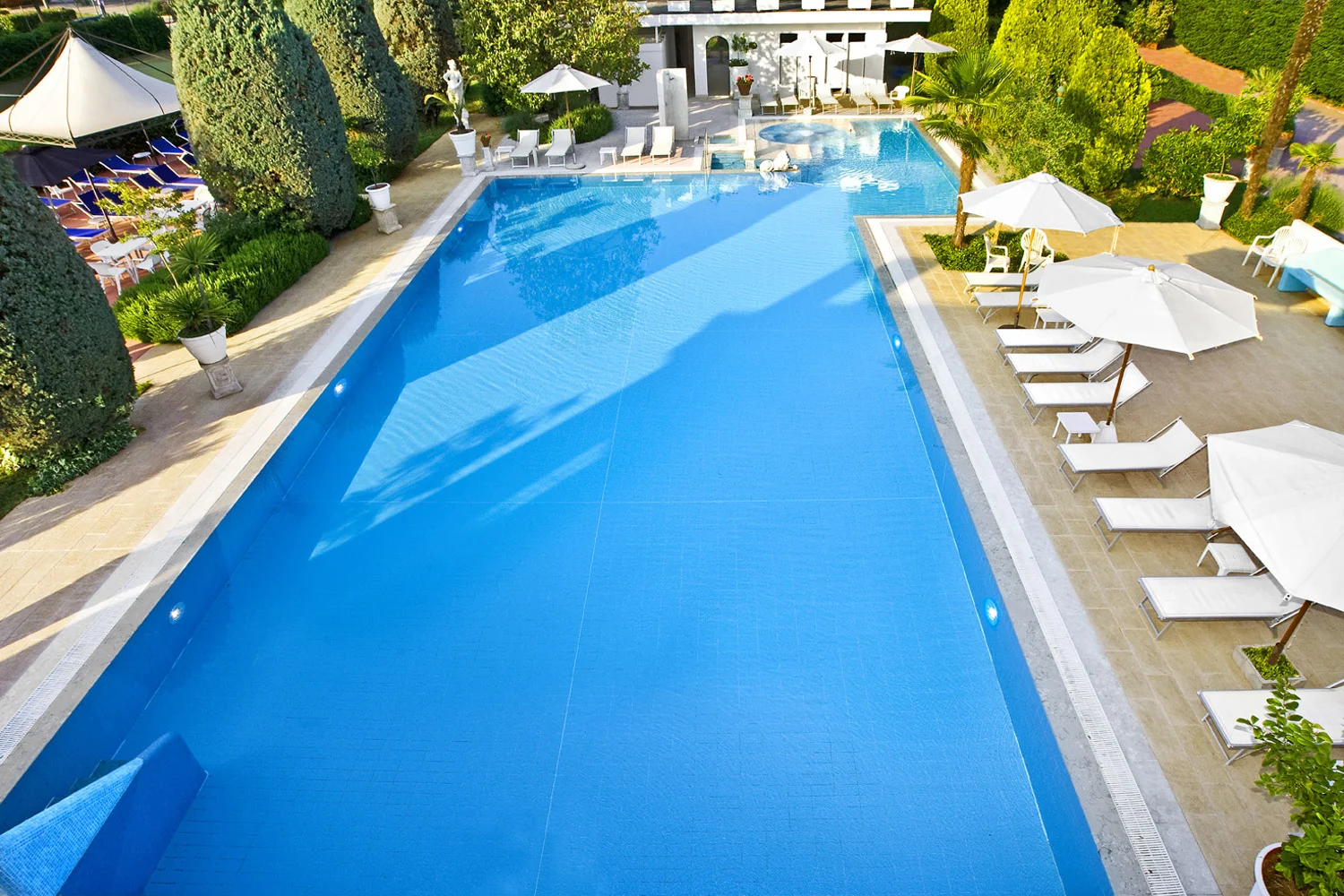 Relax v italském lázeňském městě Montegrotto Terme: 4* hotel s termálními bazény, saunou i polopenzí