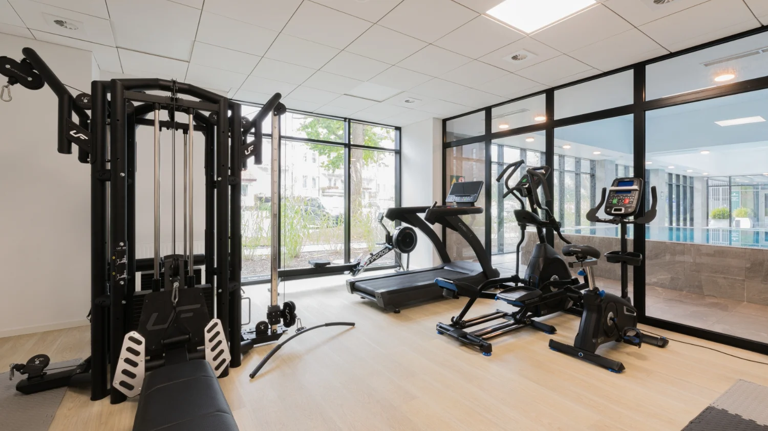 Nové apartmány u Kolobřehu: pláž pár kroků, wellness a možnost jídla
