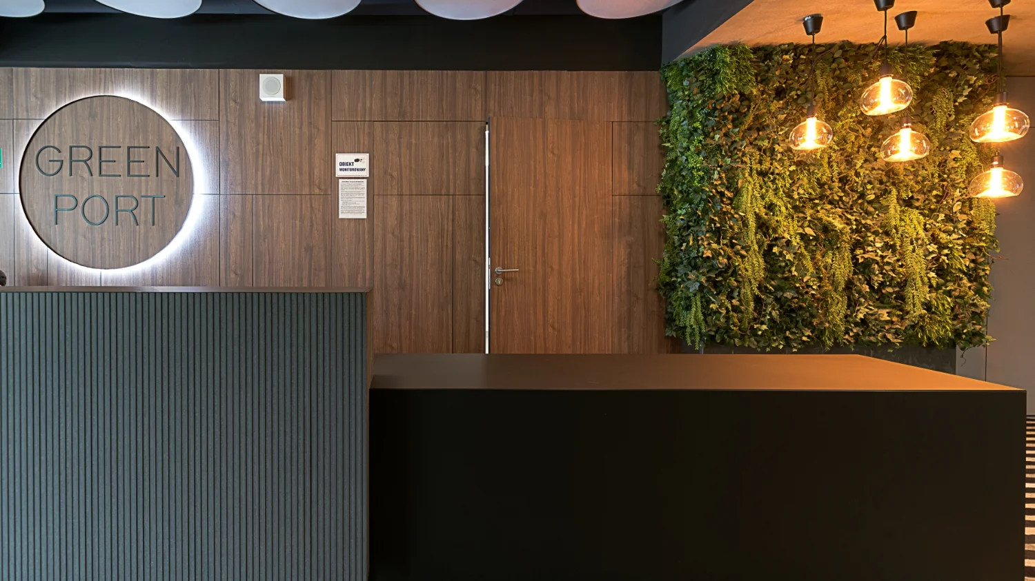 Nové apartmány u Kolobřehu: pláž pár kroků, wellness a možnost jídla